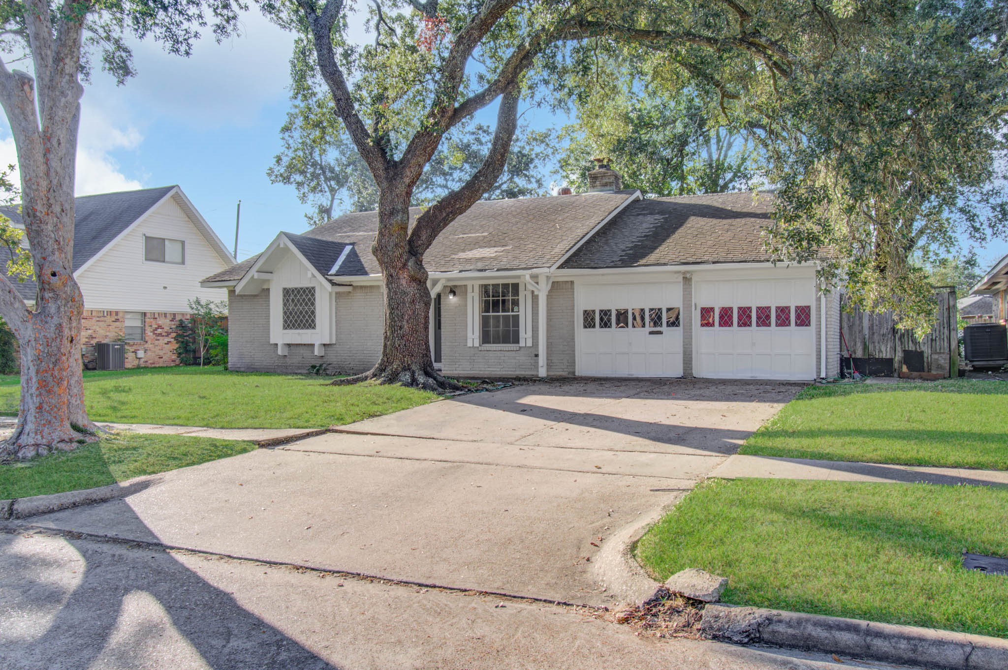 8407 Sharpview Drive, Houston, TX 77036