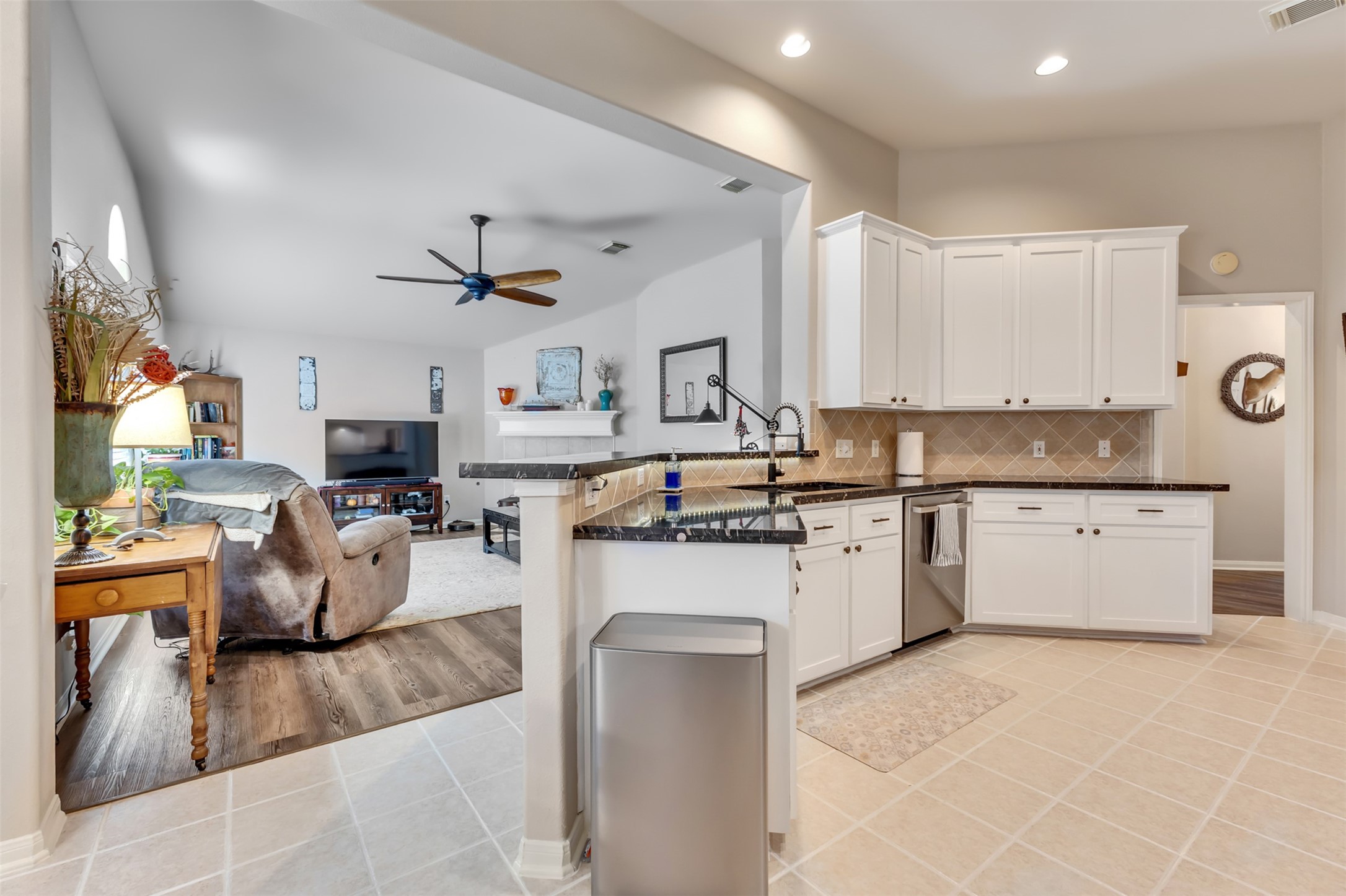 6006 Knollwood Trail, Spring, TX 77373