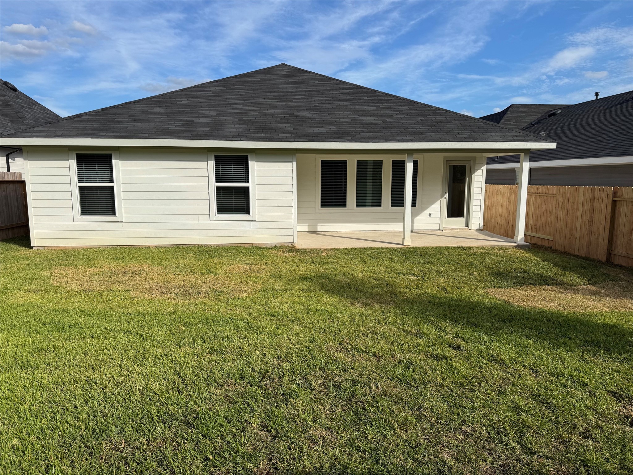 3911 Grizzly Bear Pass, Conroe, TX 77303