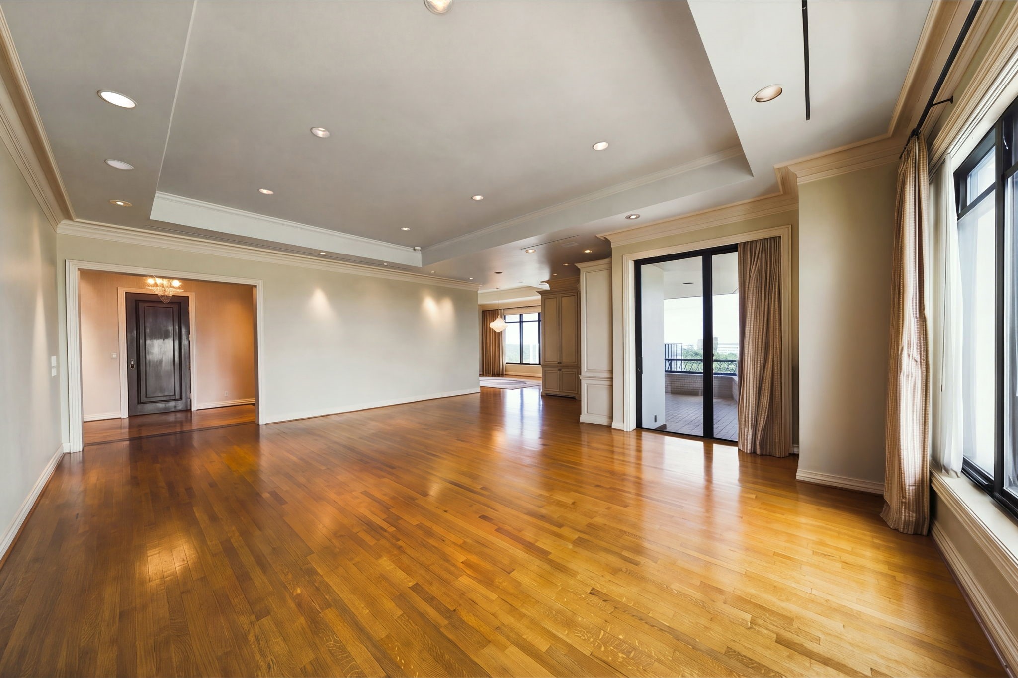 2121 Kirby Drive, #13NE, Houston, TX 77019 2121 Kirby Drive, #13NE, Houston, TX 77019