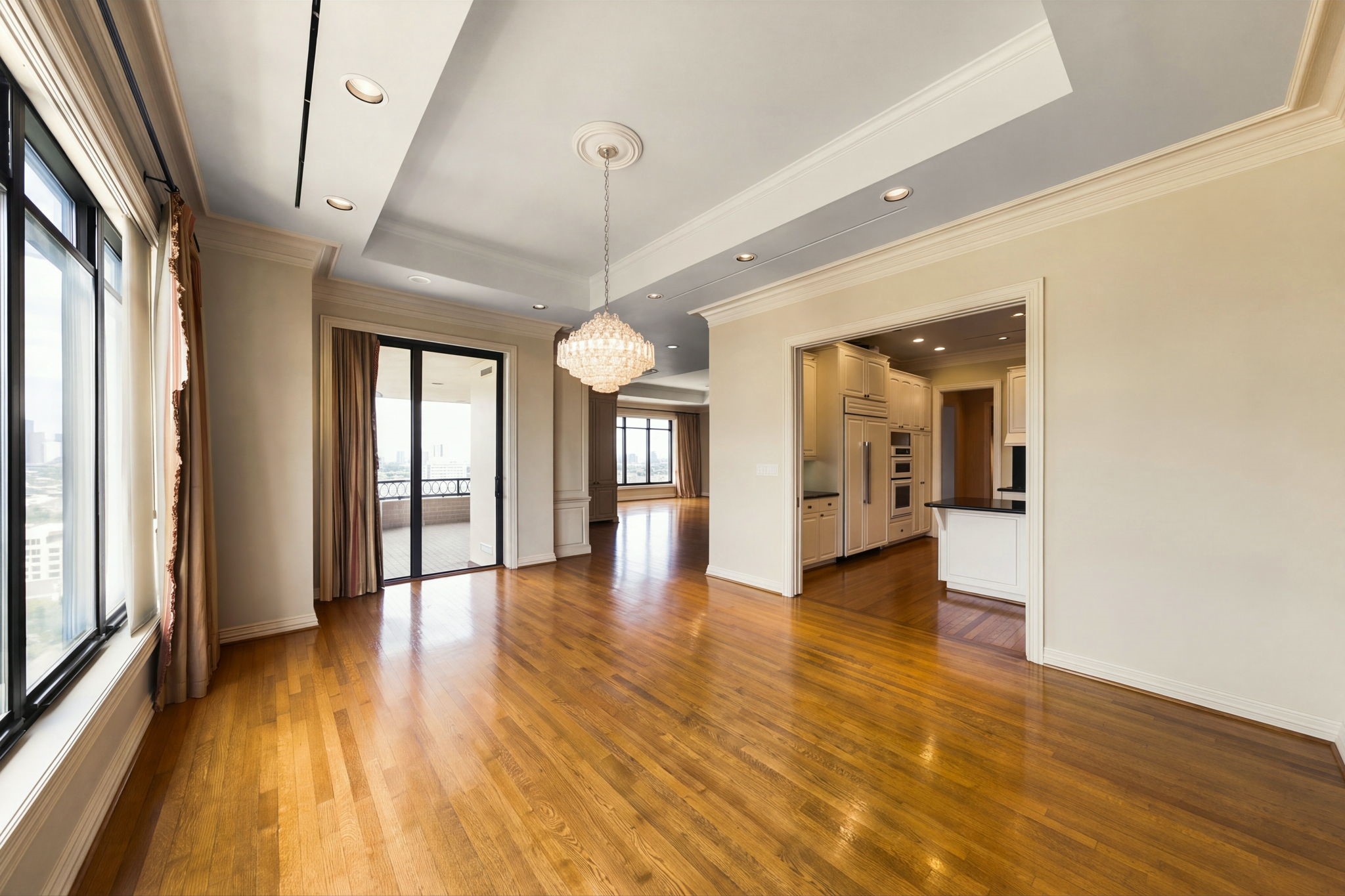 2121 Kirby Drive, #13NE, Houston, TX 77019