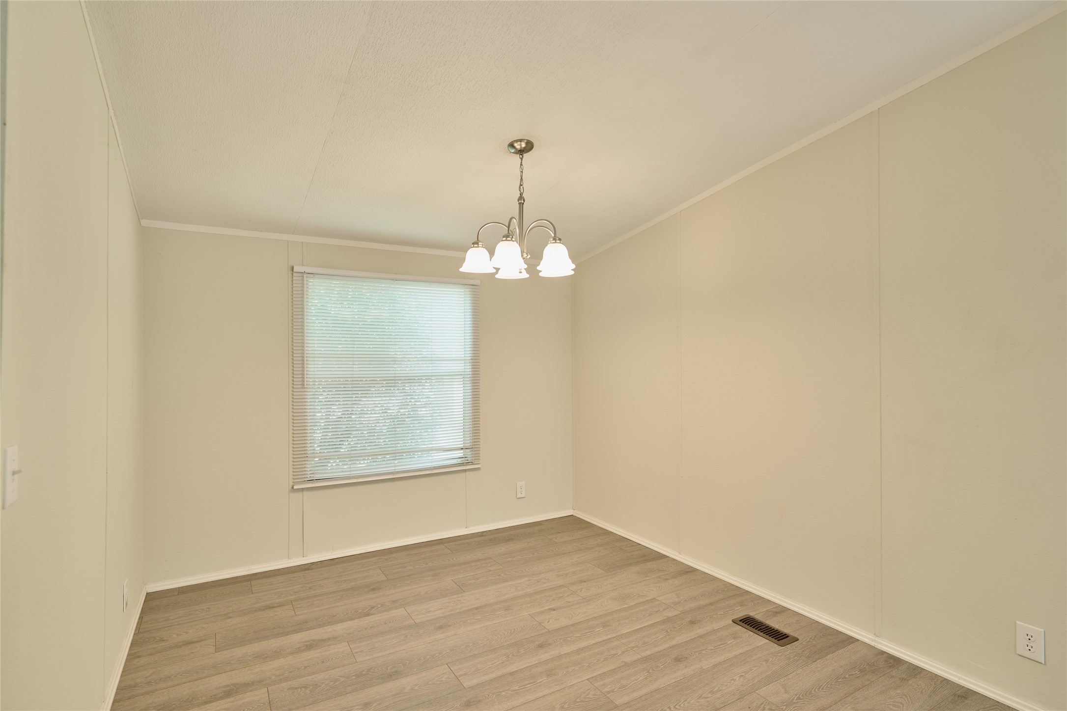 16500 Brittany Way, Conroe, TX 77306 16500 Brittany Way, Conroe, TX 77306