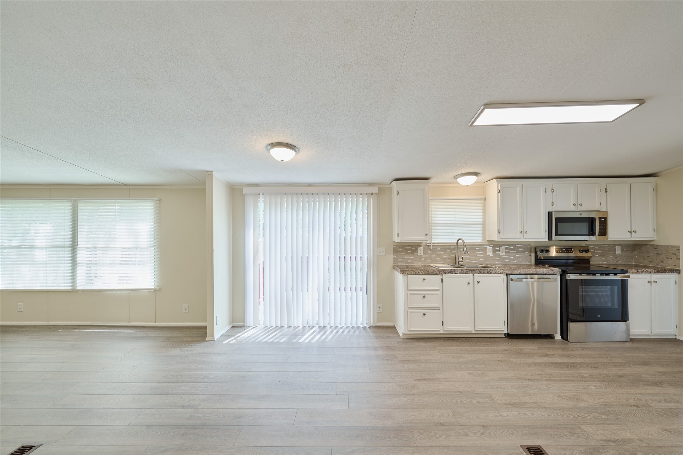 16500 Brittany Way, Conroe, TX 77306 16500 Brittany Way, Conroe, TX 77306