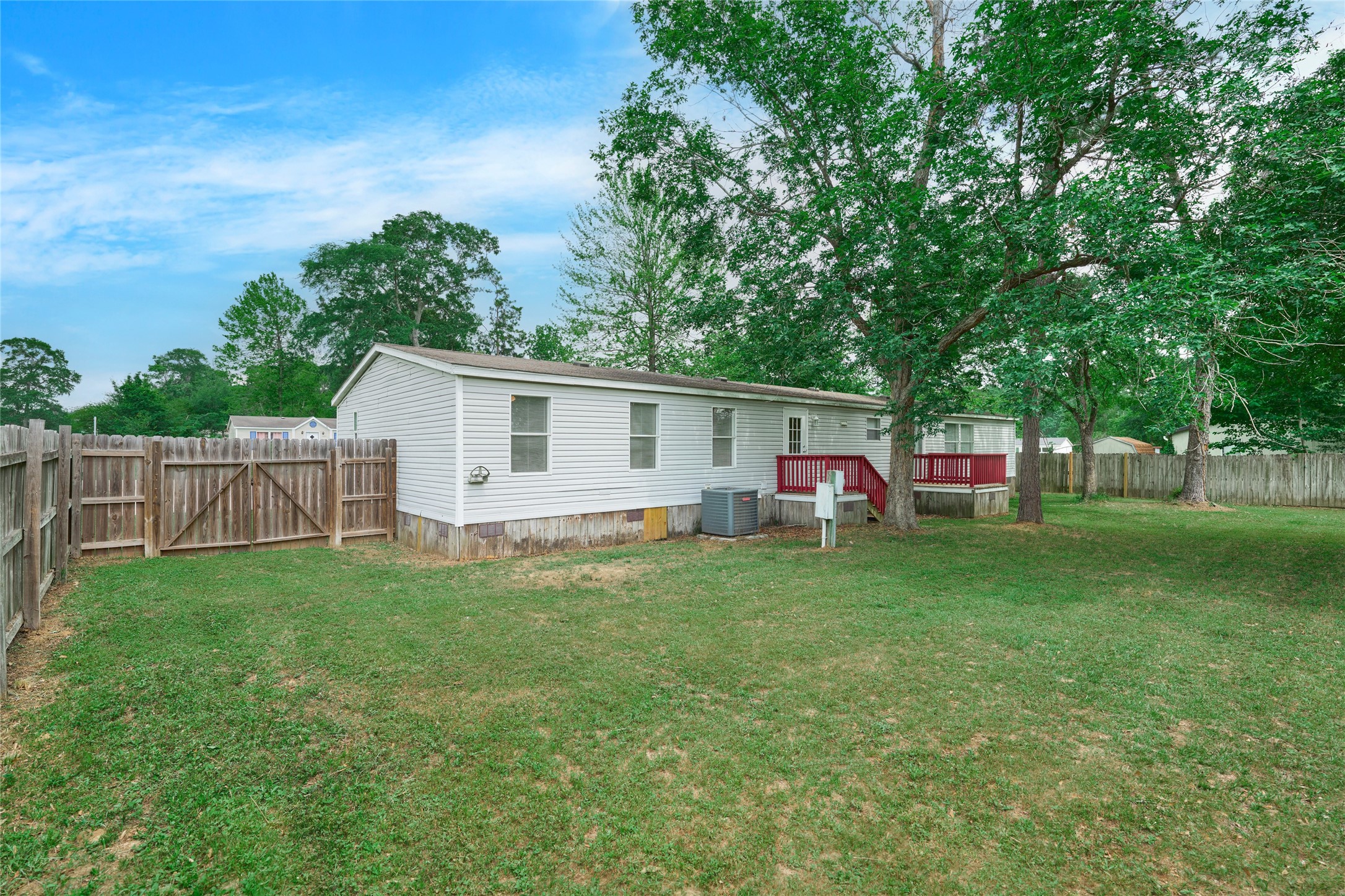 16500 Brittany Way, Conroe, TX 77306
