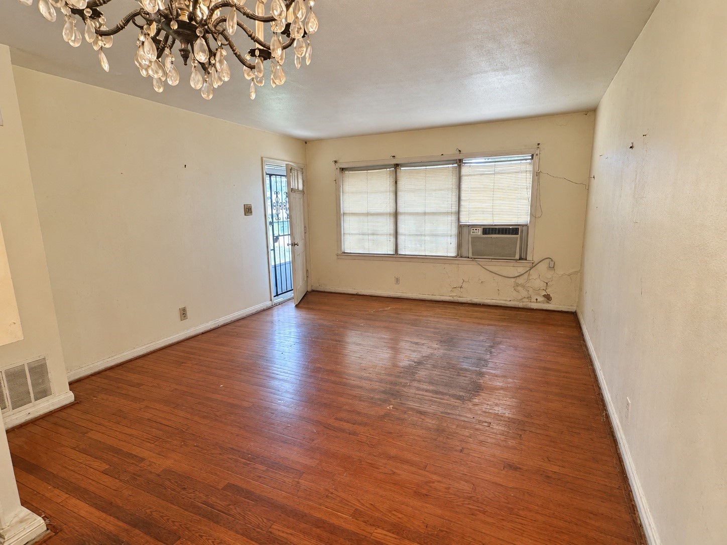 3615 Alsace Street, Houston, TX 77021