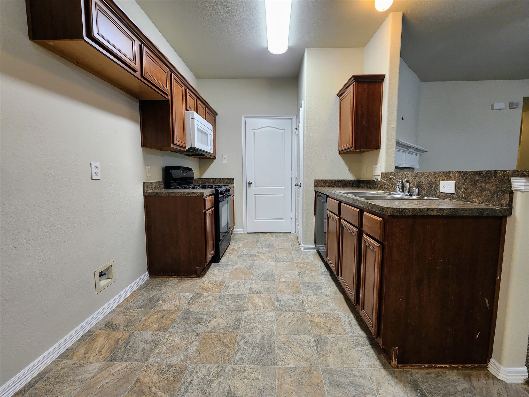 2008 Briar Grove Drive, Conroe, TX 77301 2008 Briar Grove Drive, Conroe, TX 77301