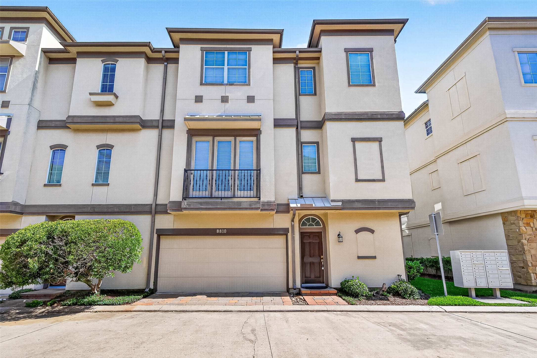 8810 Lakeshore Bend Drive, Houston, TX 77080