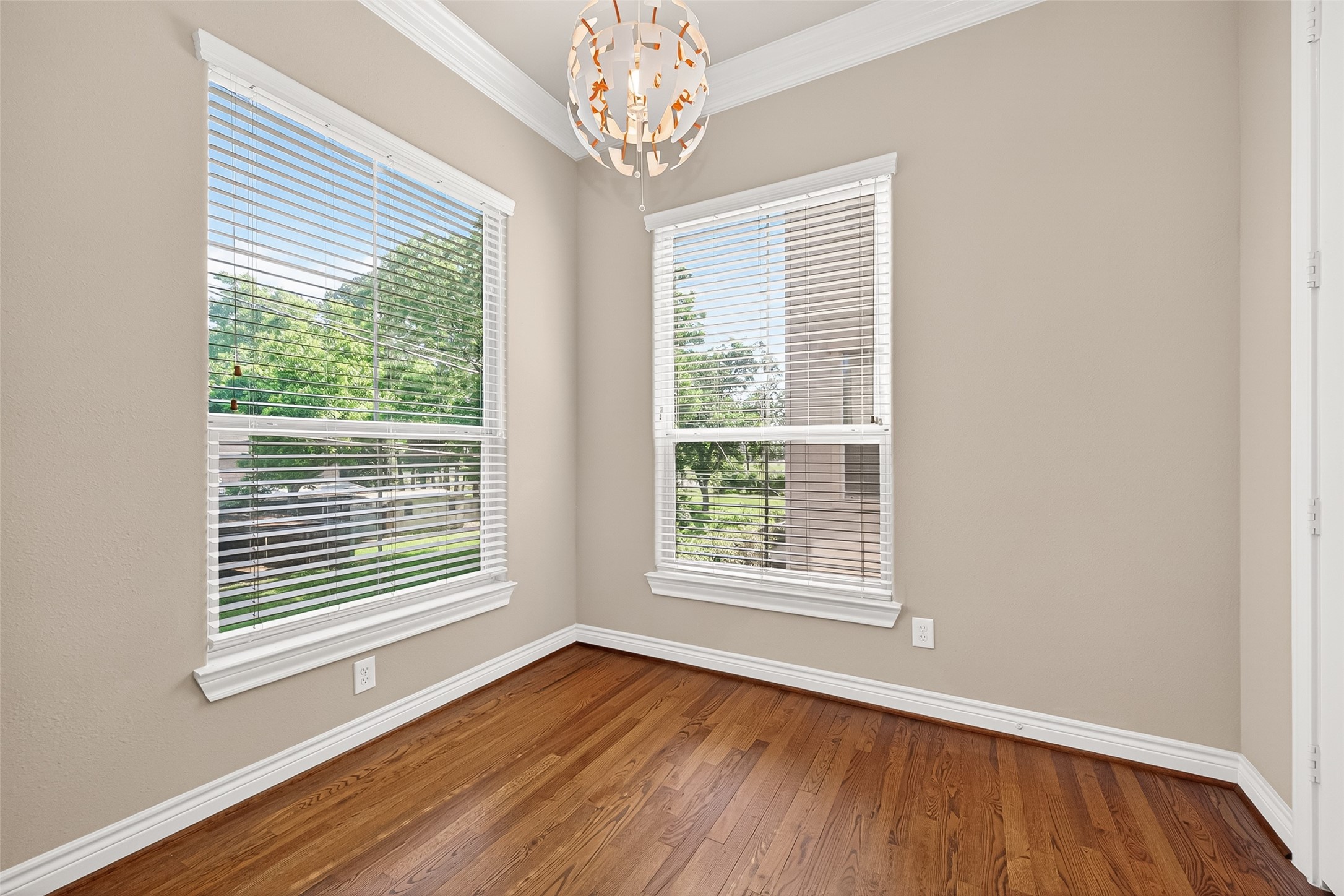8810 Lakeshore Bend Drive, Houston, TX 77080