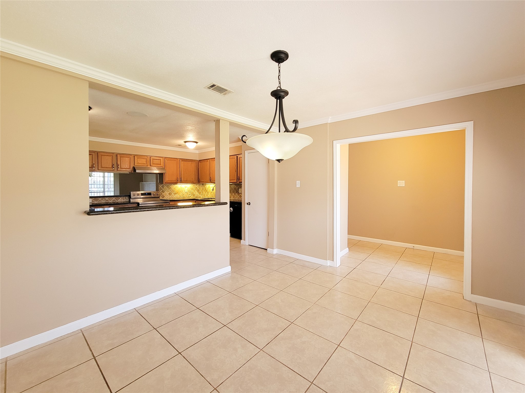 6606 Laughlin Drive, Houston, TX 77489