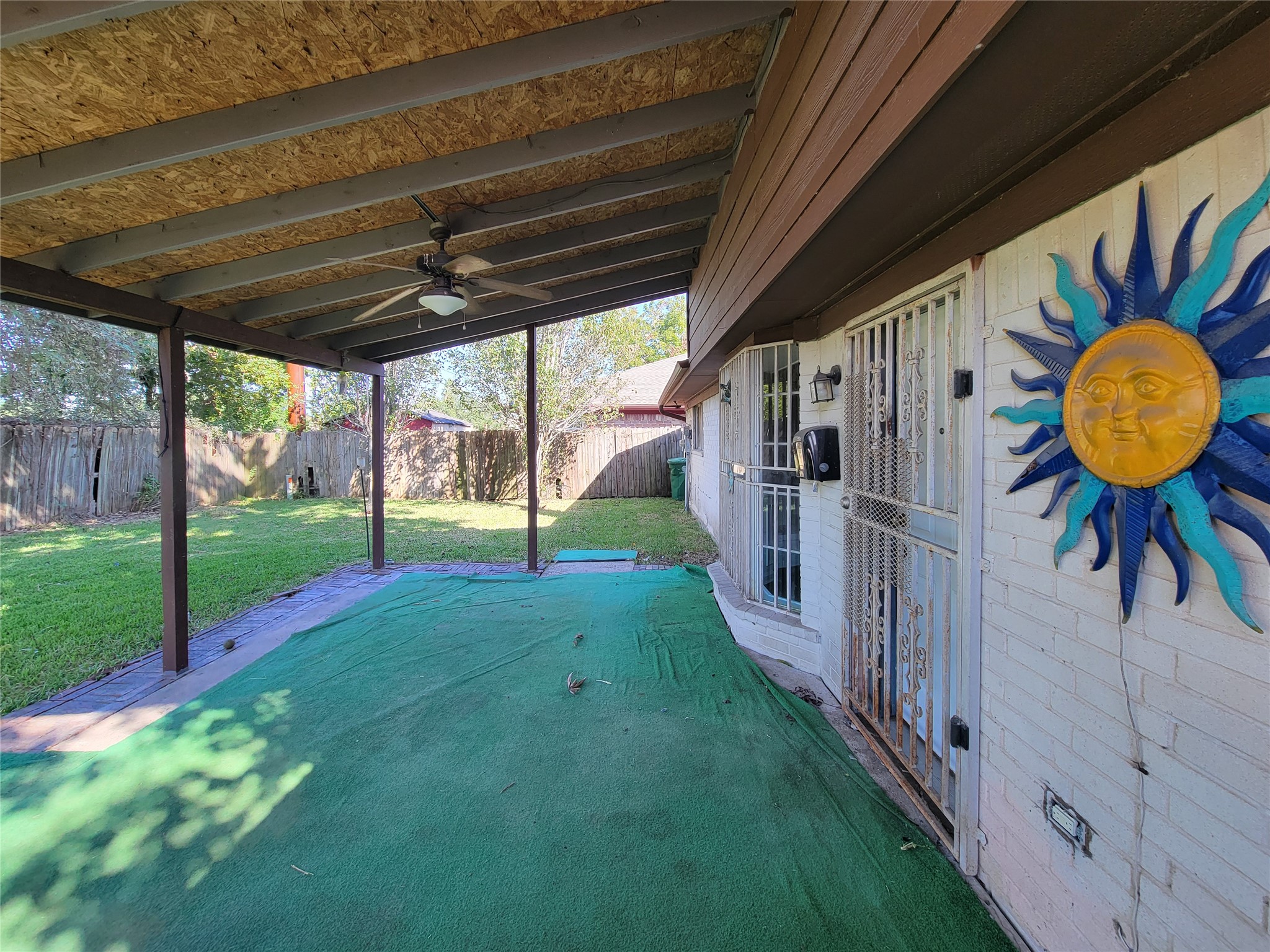 6606 Laughlin Drive, Houston, TX 77489