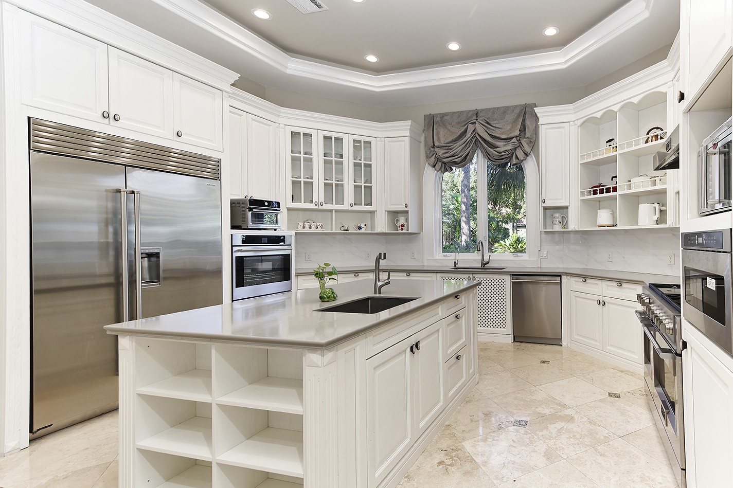14 Electra Circle, The Woodlands, TX 77382