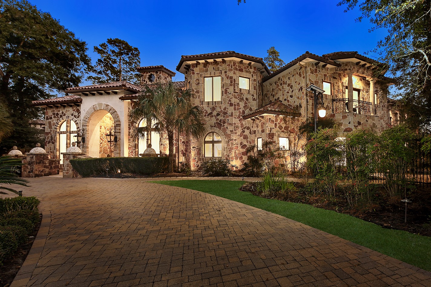 14 Electra Circle, The Woodlands, TX 77382