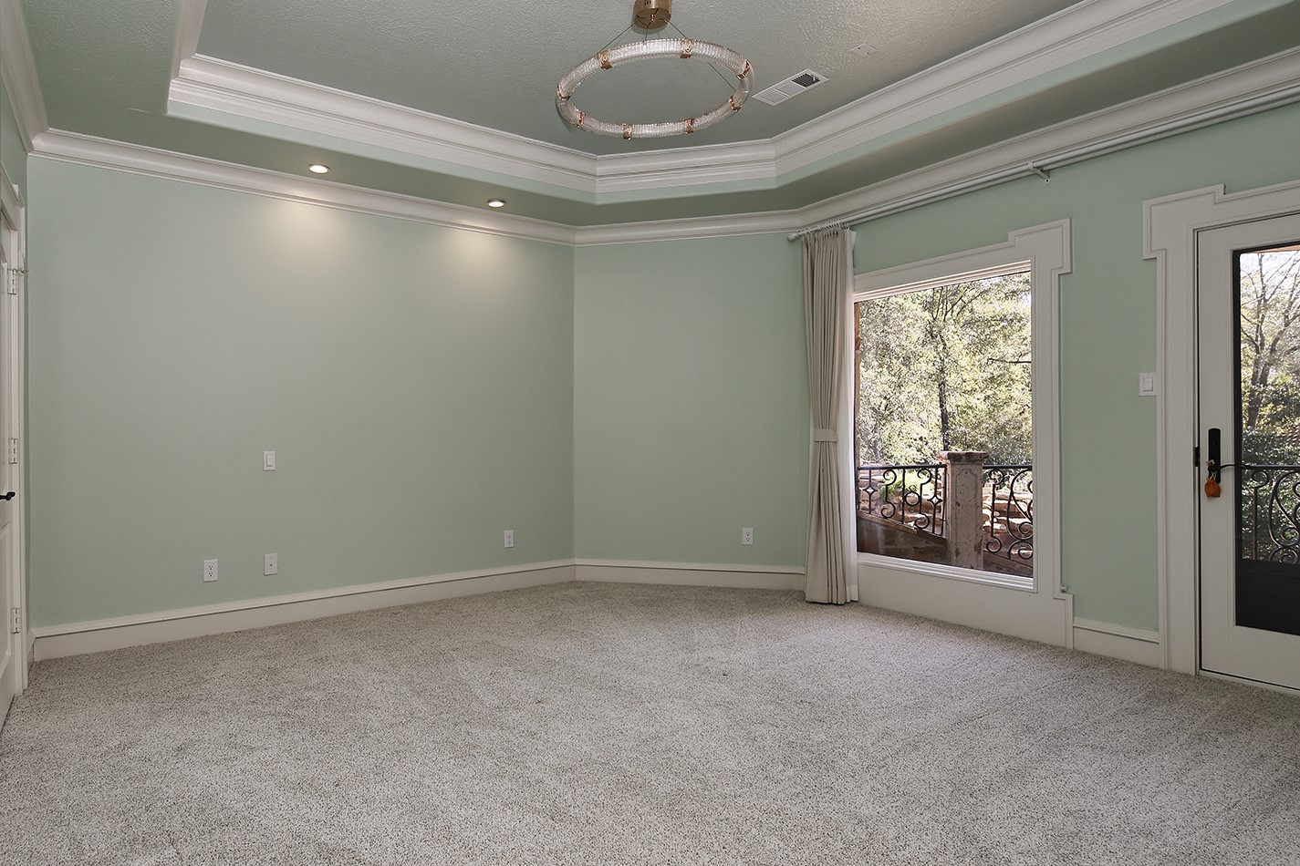 14 Electra Circle, The Woodlands, TX 77382