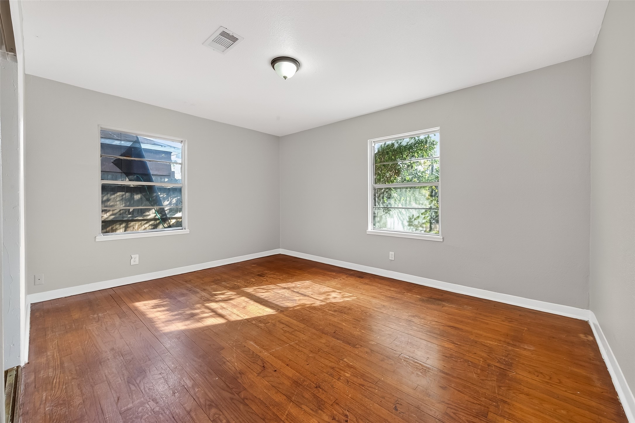6127 Beldart Street, Houston, TX 77033