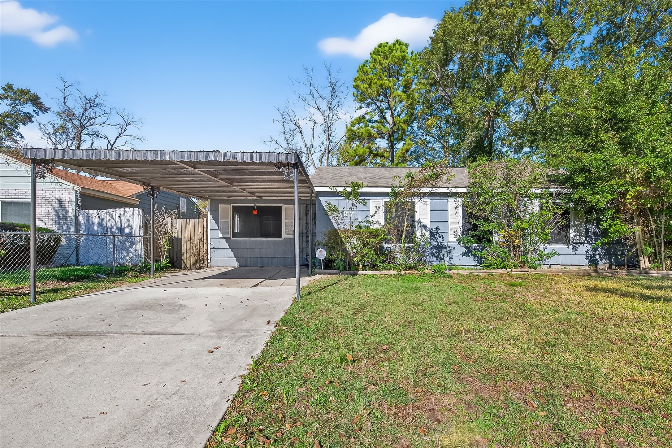 6127 Beldart Street, Houston, TX 77033 6127 Beldart Street, Houston, TX 77033