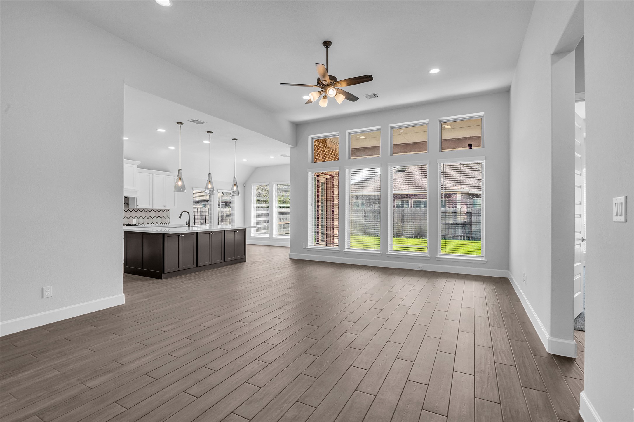 2215 Carrol Creek Drive, Richmond, TX 77469