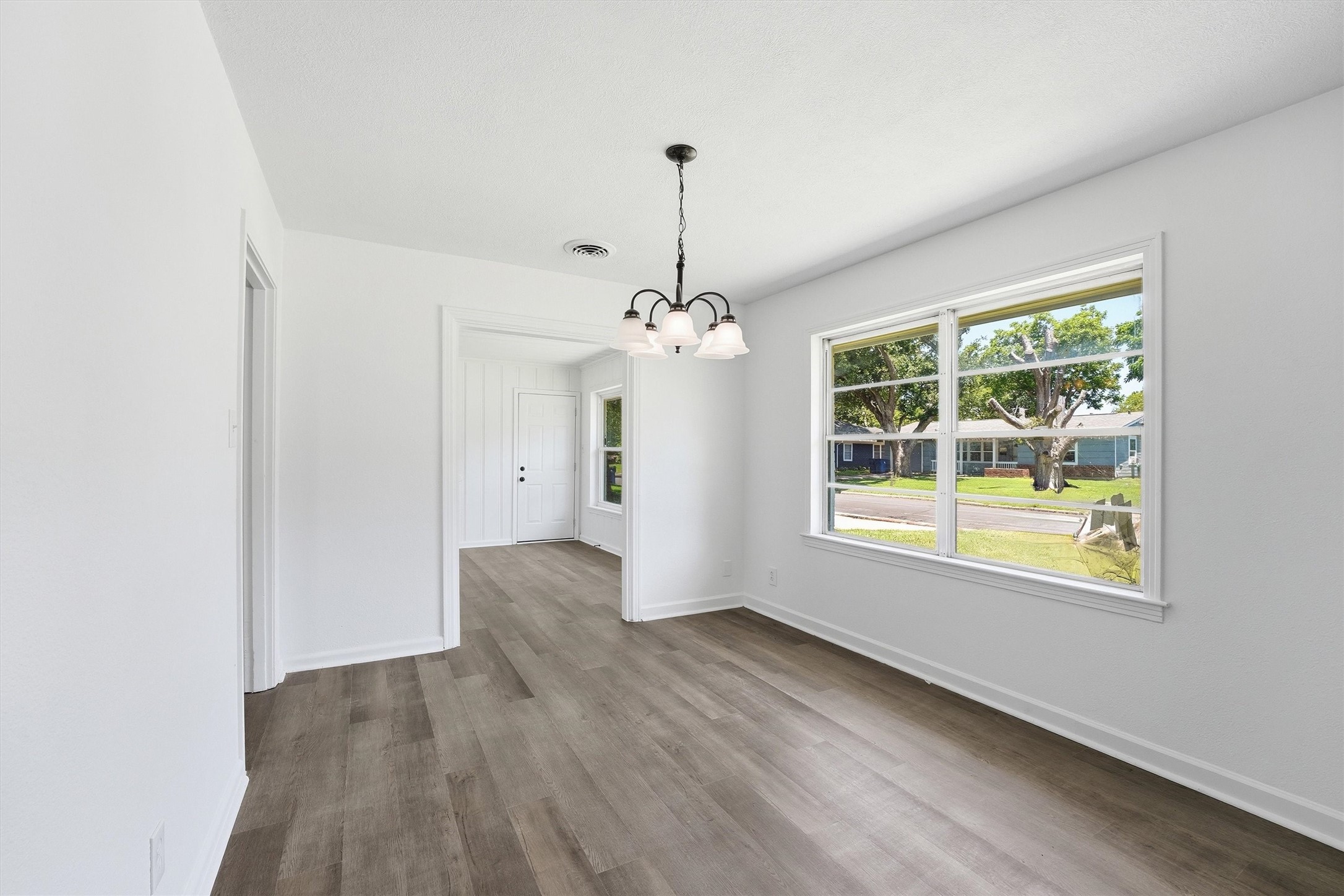 5002 Live Oak Drive, Texas City, TX 77591