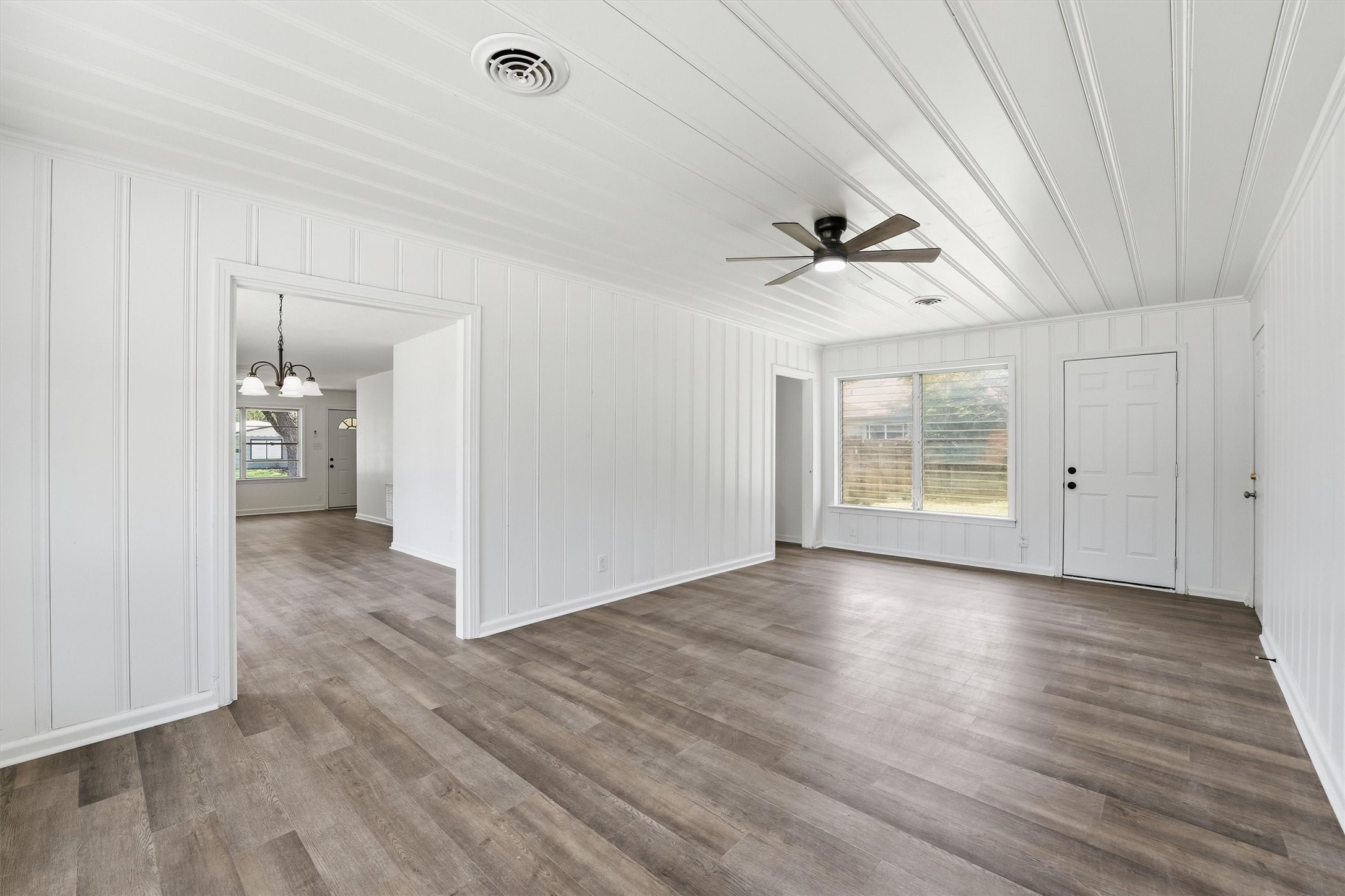 5002 Live Oak Drive, Texas City, TX 77591