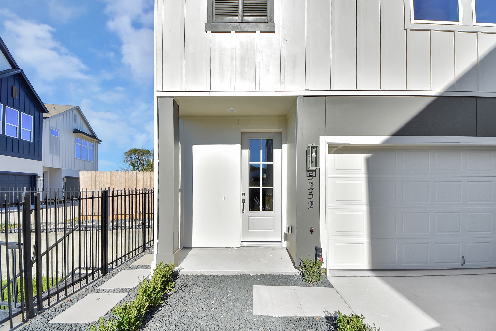 5252 Texas Street, Houston, TX 77011