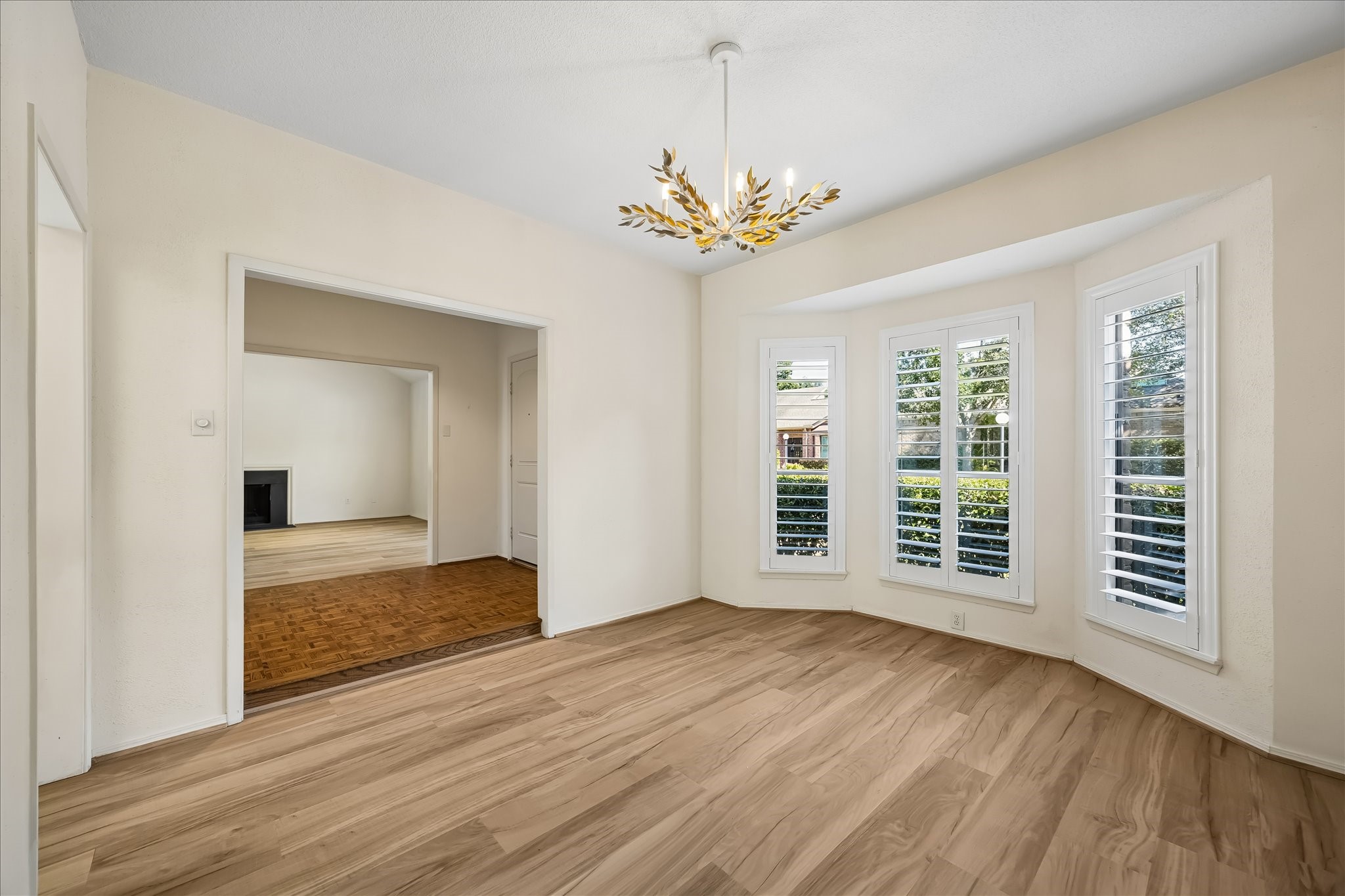 2725 S Glen Haven Boulevard, Houston, TX 77025