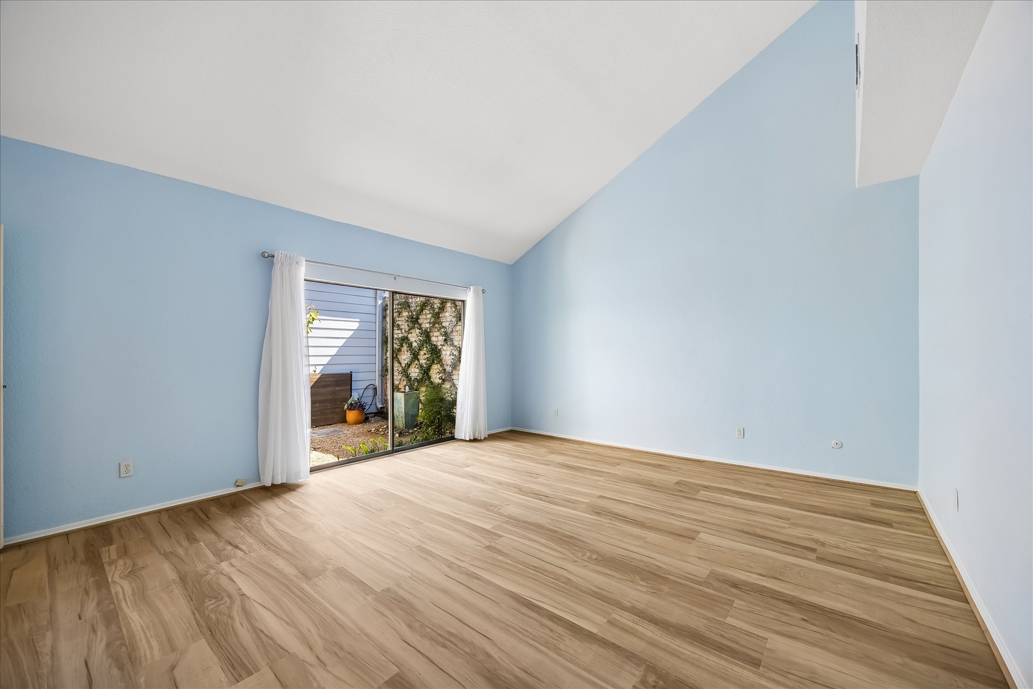 2725 S Glen Haven Boulevard, Houston, TX 77025