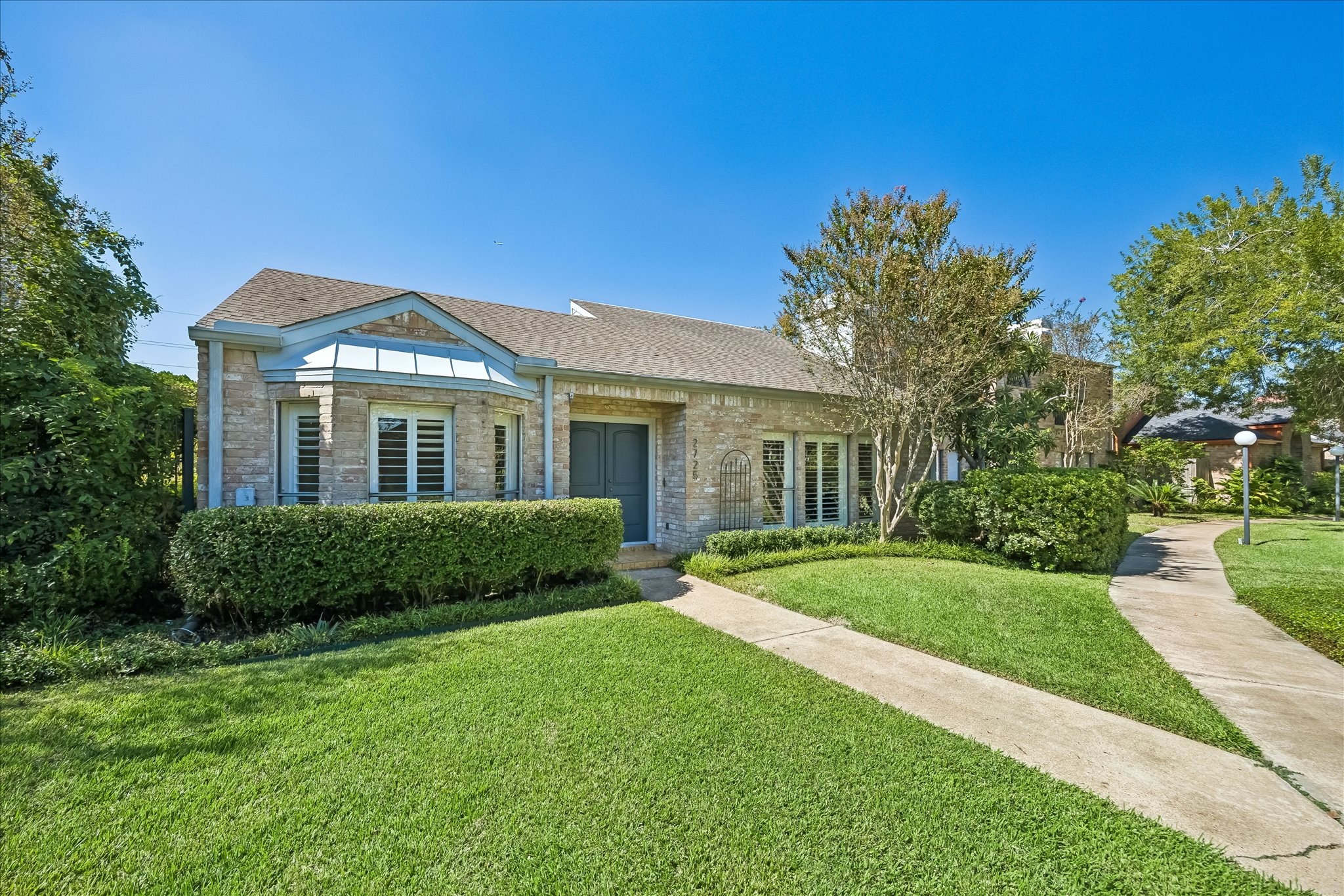 2725 S Glen Haven Boulevard, Houston, TX 77025