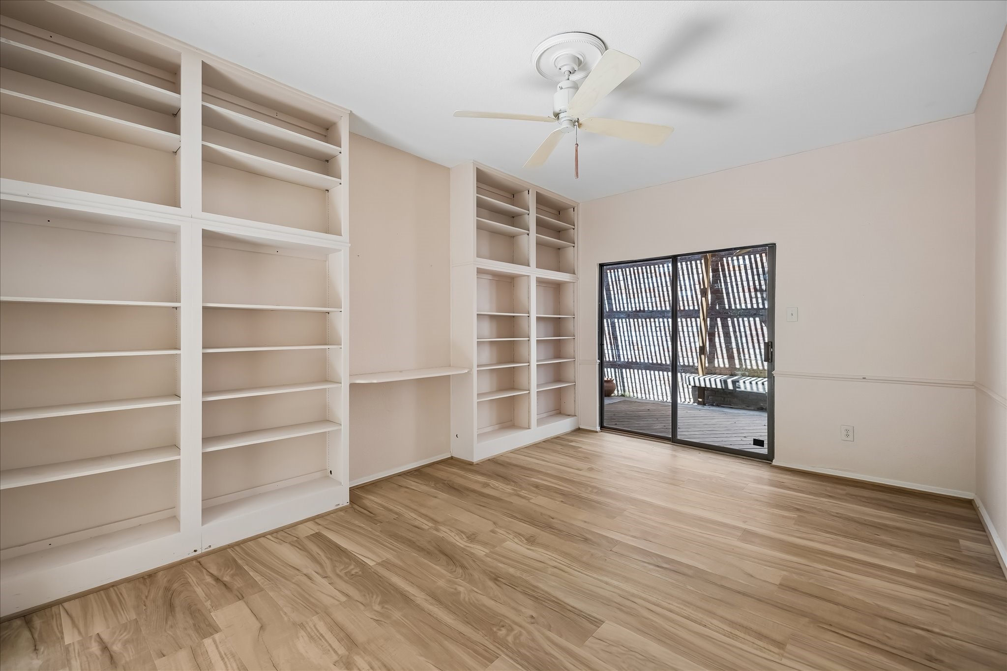 2725 S Glen Haven Boulevard, Houston, TX 77025