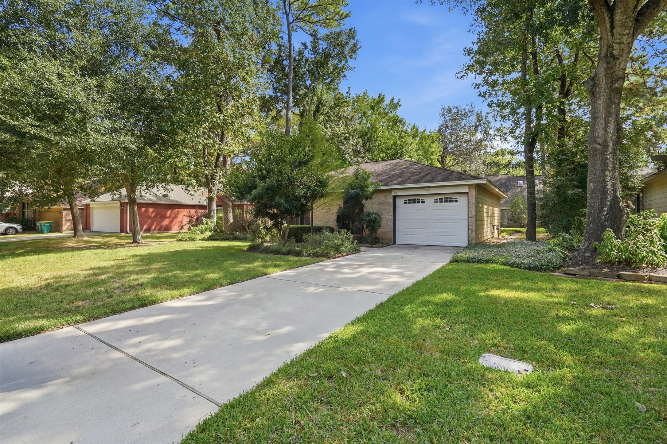 Great 2 bedroom 1 bath home in the heart of The Woodlands Great 2 bedroom 1 bath home in the heart of The Woodlands