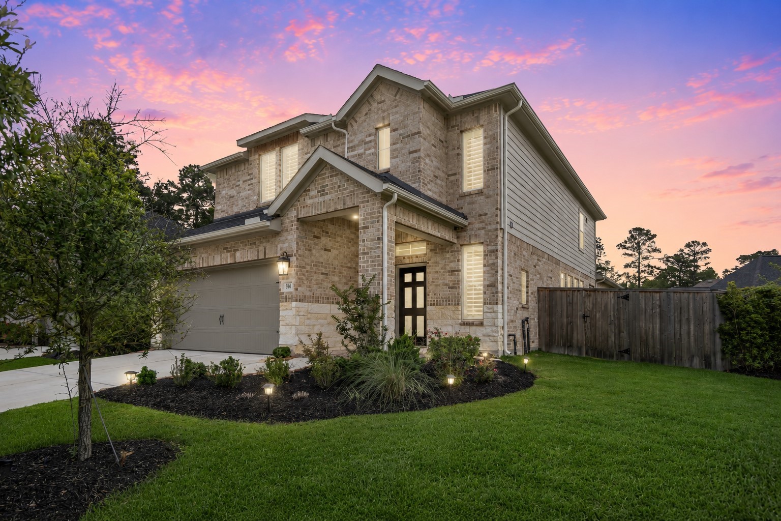 Welcome to 304 Mullins Court! Located in Woodforest and built by Perry Homes, this meticulously cared for home features 4 bedrooms, 3.5 bathrooms, a dedicated home office, spacious breakfast room and open concept layout, with tasteful upgrades making it one of a kind! Welcome to 304 Mullins Court! Located in Woodforest and built by Perry Homes, this meticulously cared for home features 4 bedrooms, 3.5 bathrooms, a dedicated home office, spacious breakfast room and open concept layout, with tasteful upgrades making it one of a kind!