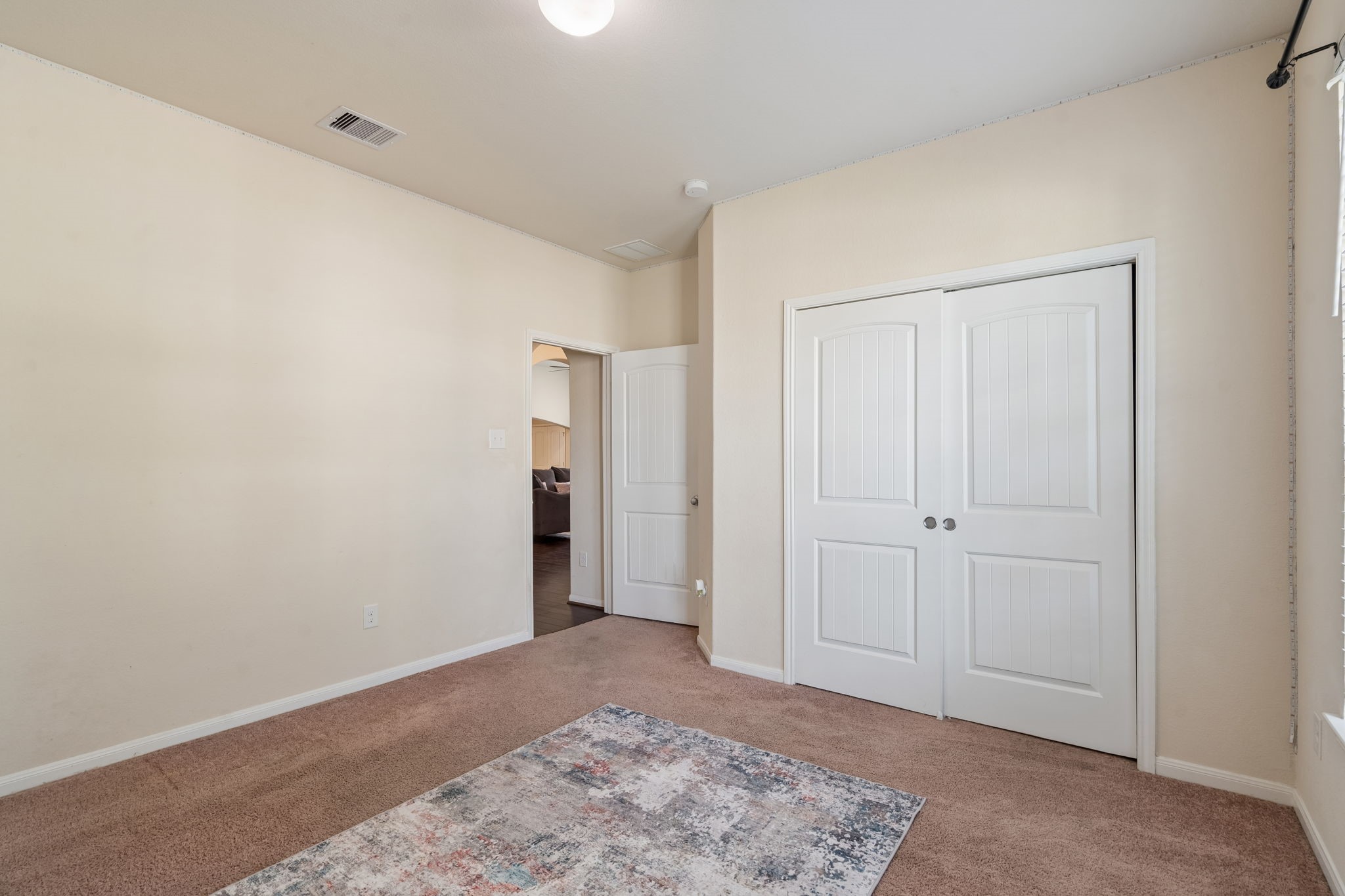 A comfortable, flexible room ready to be personalized to suit your needs