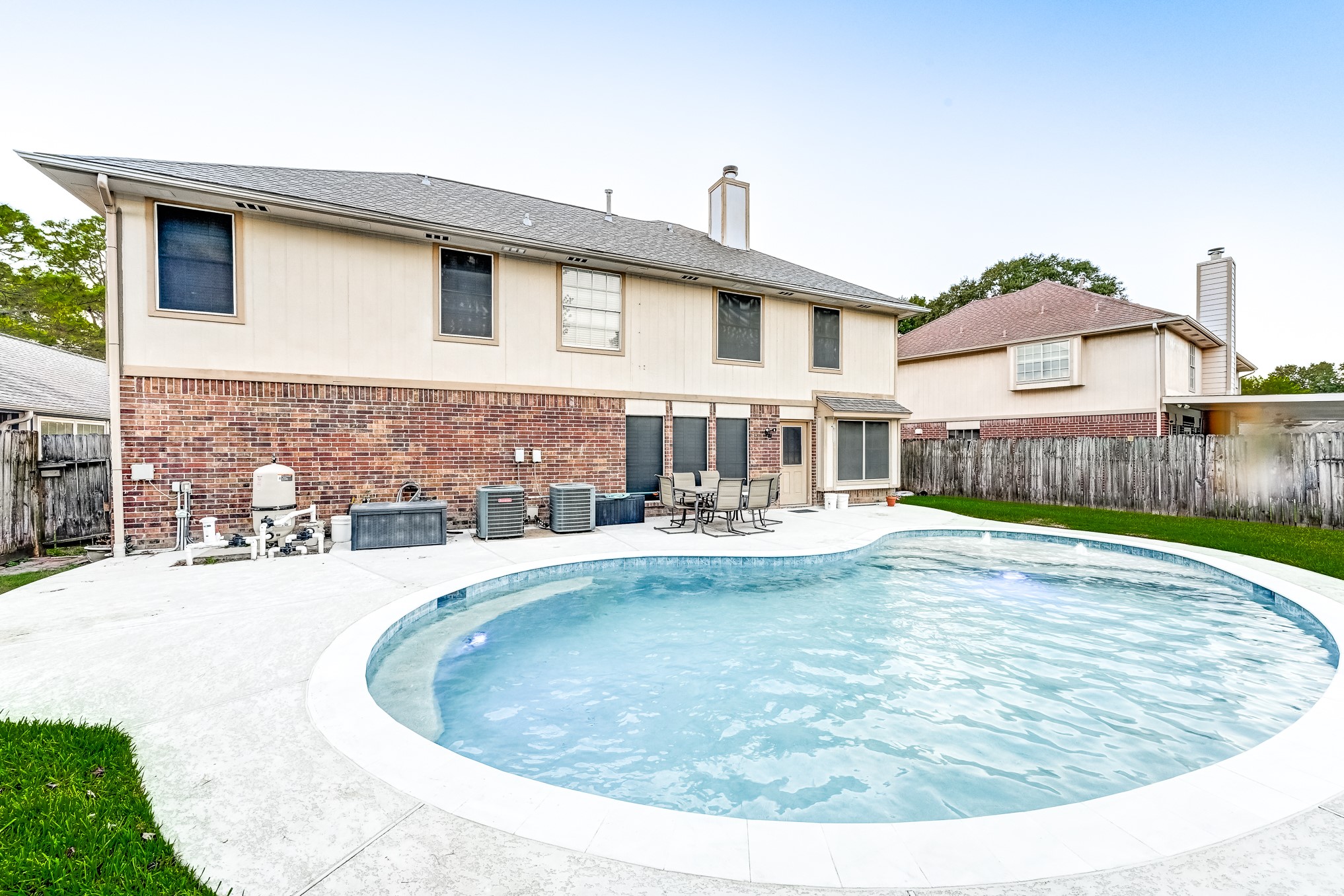 2004 Saber Court, League City, TX 77573