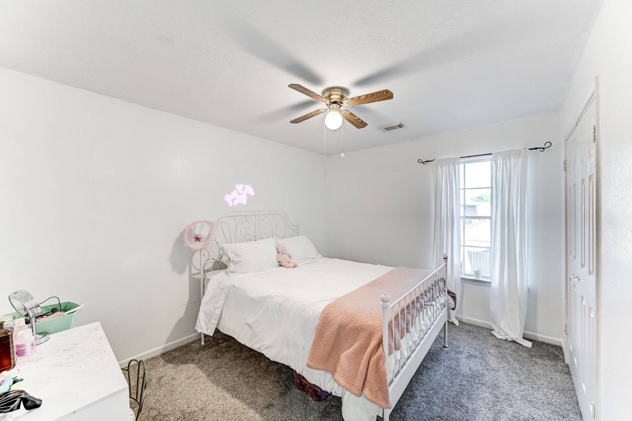 2004 Saber Court, League City, TX 77573