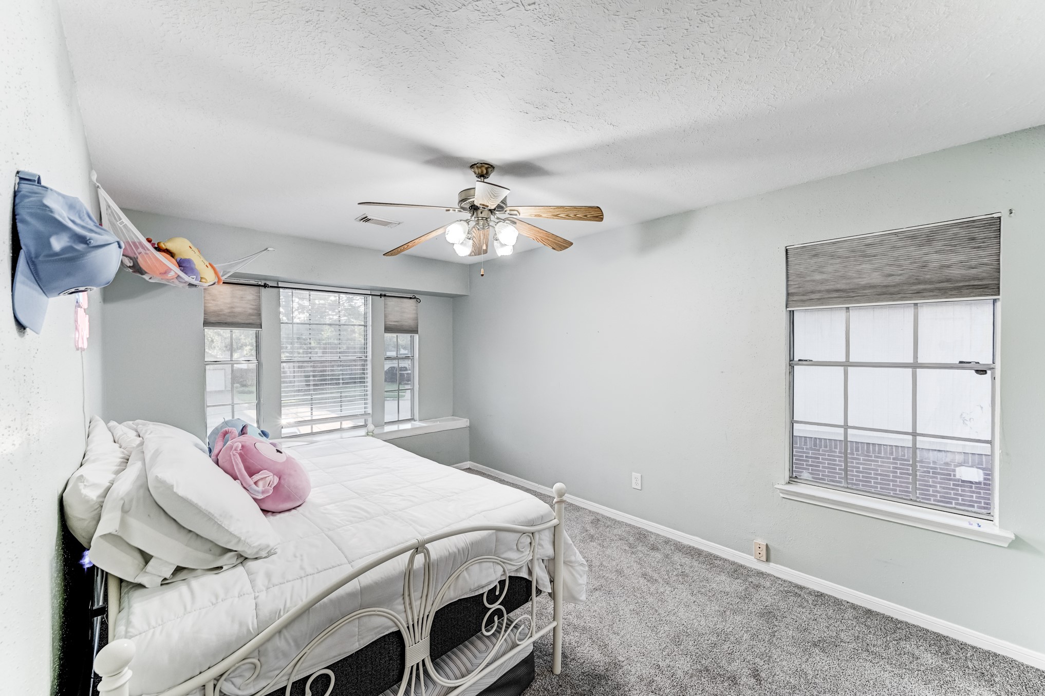 2004 Saber Court, League City, TX 77573