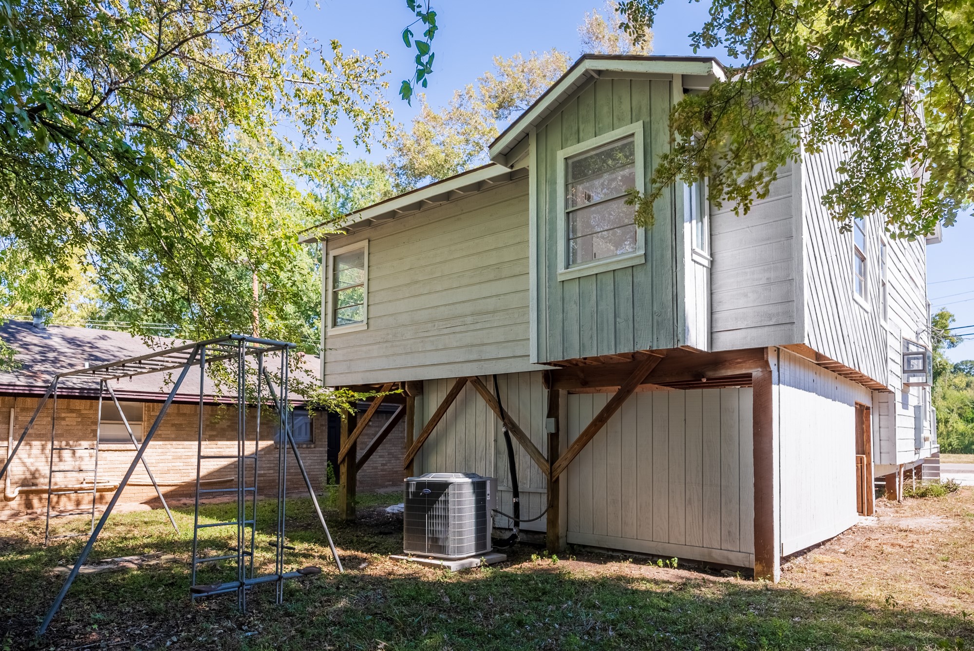 811 N 10th Street, Richmond, TX 77469