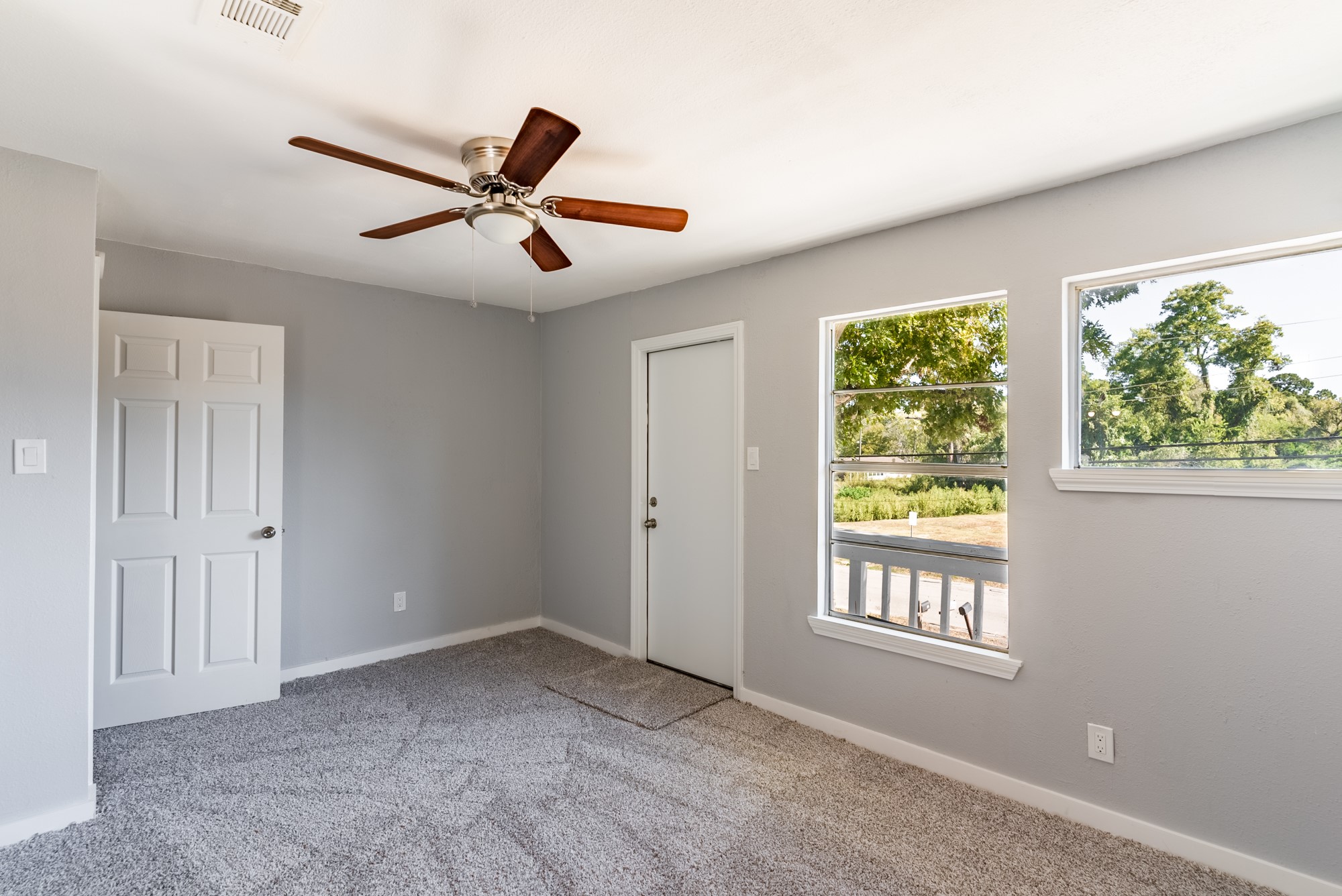 811 N 10th Street, Richmond, TX 77469