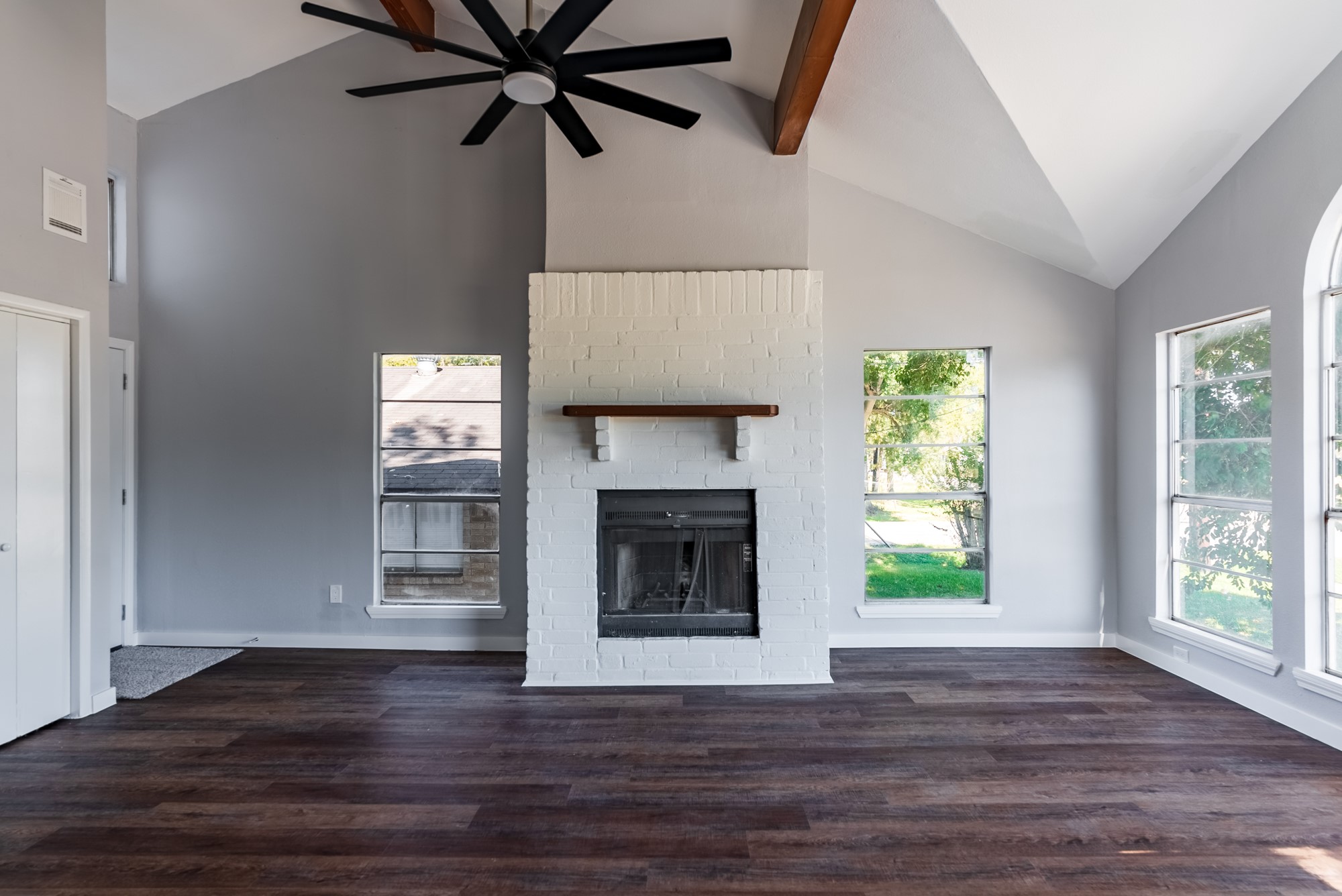 811 N 10th Street, Richmond, TX 77469
