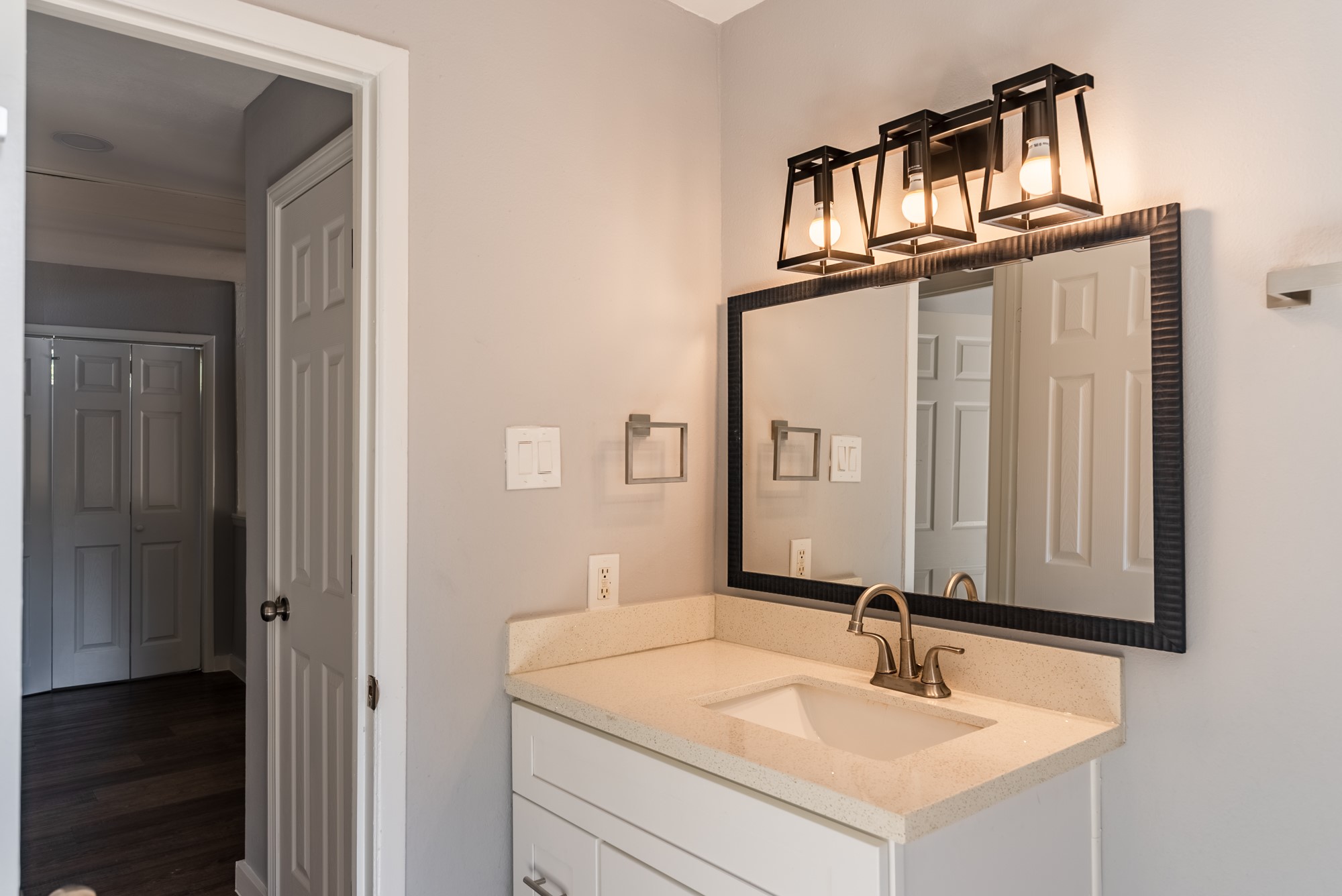 811 N 10th Street, Richmond, TX 77469