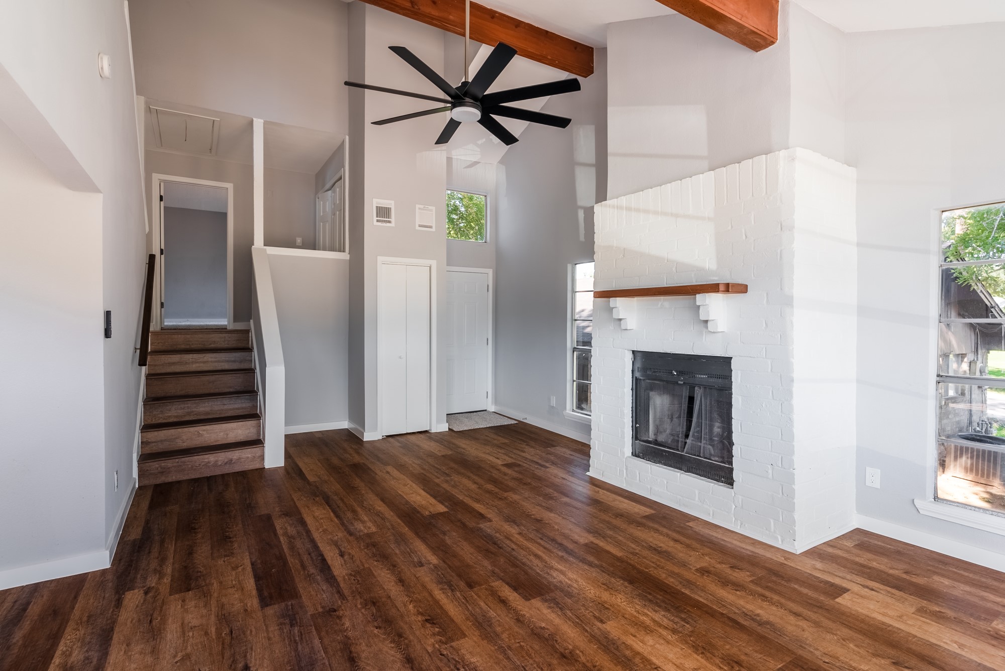 811 N 10th Street, Richmond, TX 77469