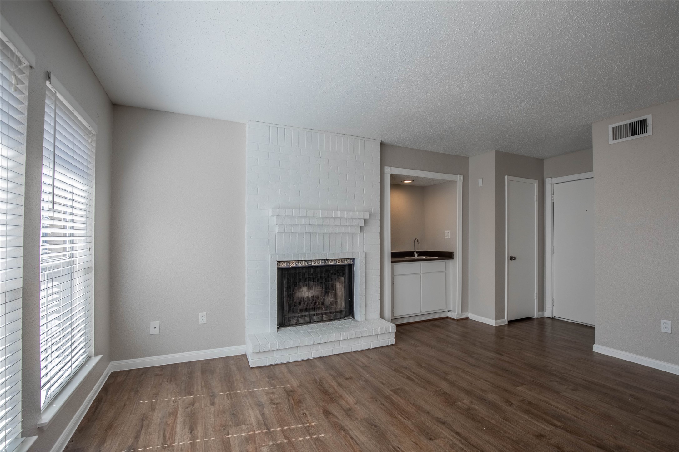 250 El Dorado Boulevard, #132, Houston, TX 77598 250 El Dorado Boulevard, #132, Houston, TX 77598