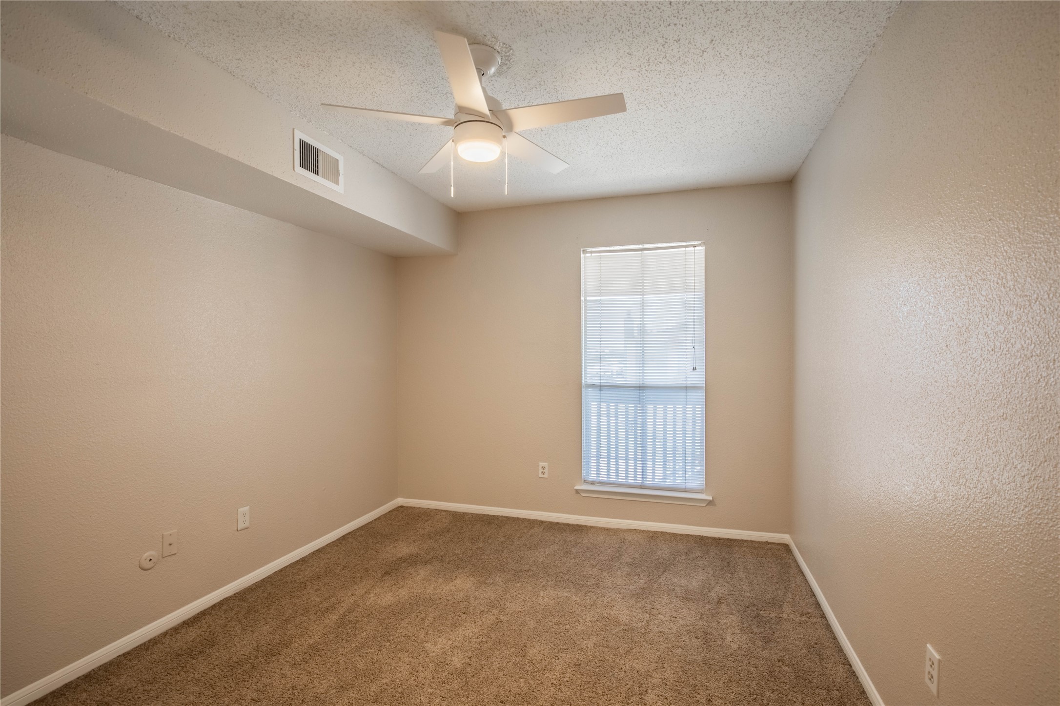 250 El Dorado Boulevard, #132, Houston, TX 77598