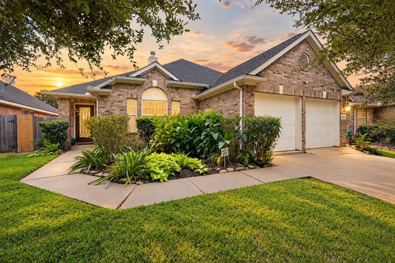 8019 Thorncroft Manor Lane, Richmond, TX 77407 8019 Thorncroft Manor Lane, Richmond, TX 77407