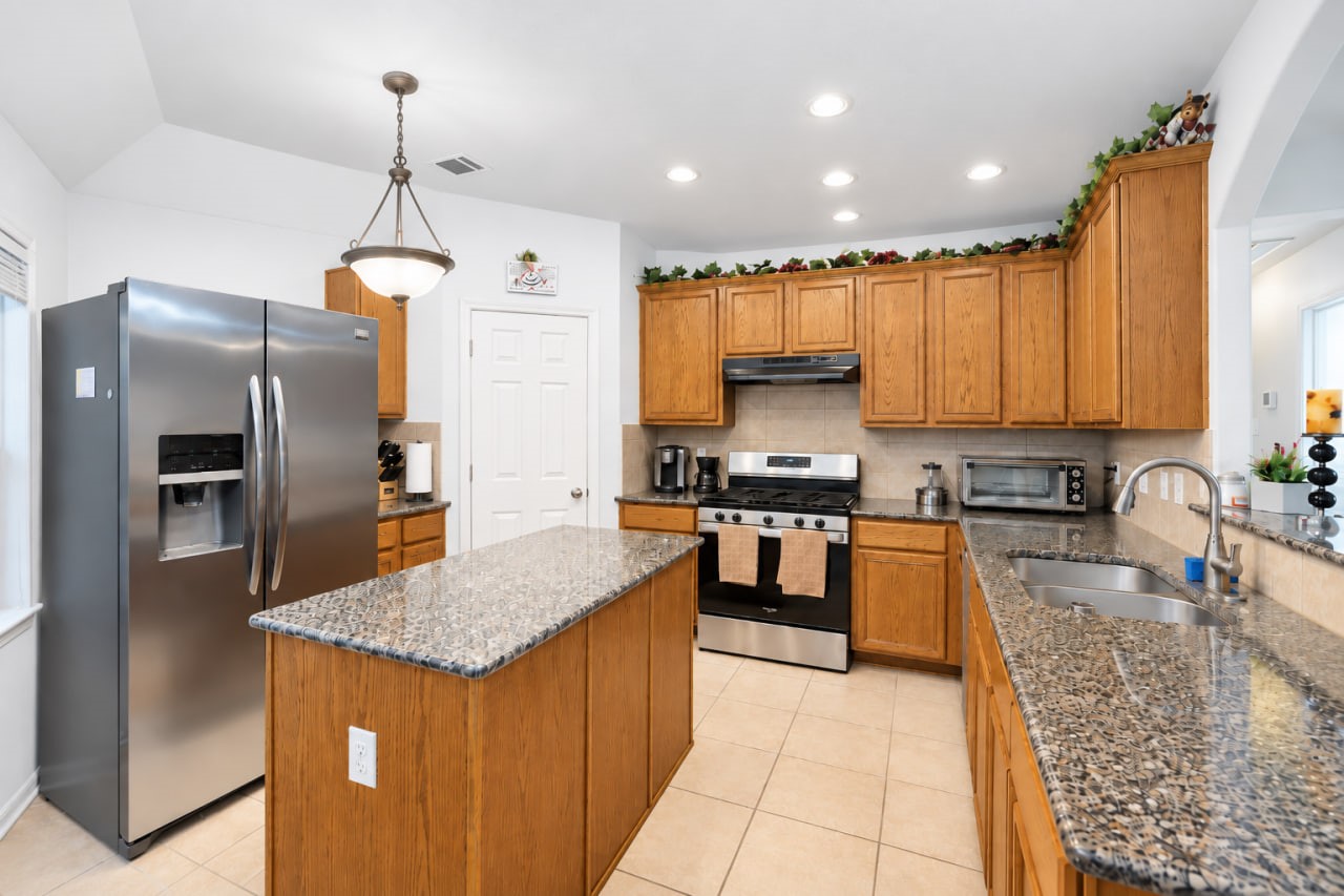 8019 Thorncroft Manor Lane, Richmond, TX 77407 8019 Thorncroft Manor Lane, Richmond, TX 77407