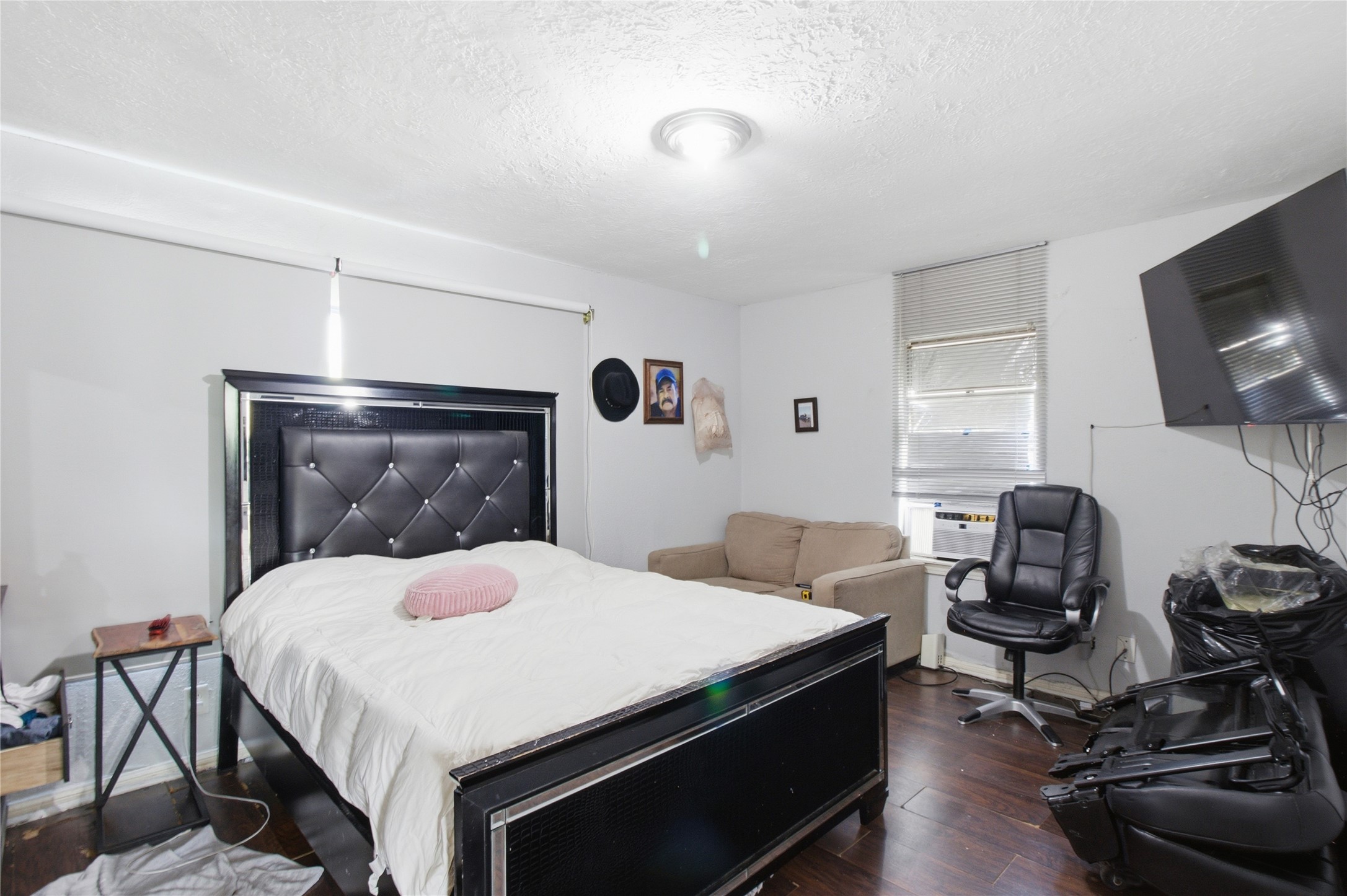 6038 Belmark Street, Houston, TX 77033