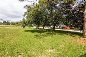 520 FM 517 Road W, Dickinson, TX 77539