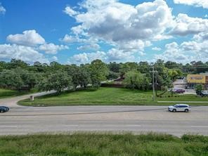 520 FM 517 Road W, Dickinson, TX 77539