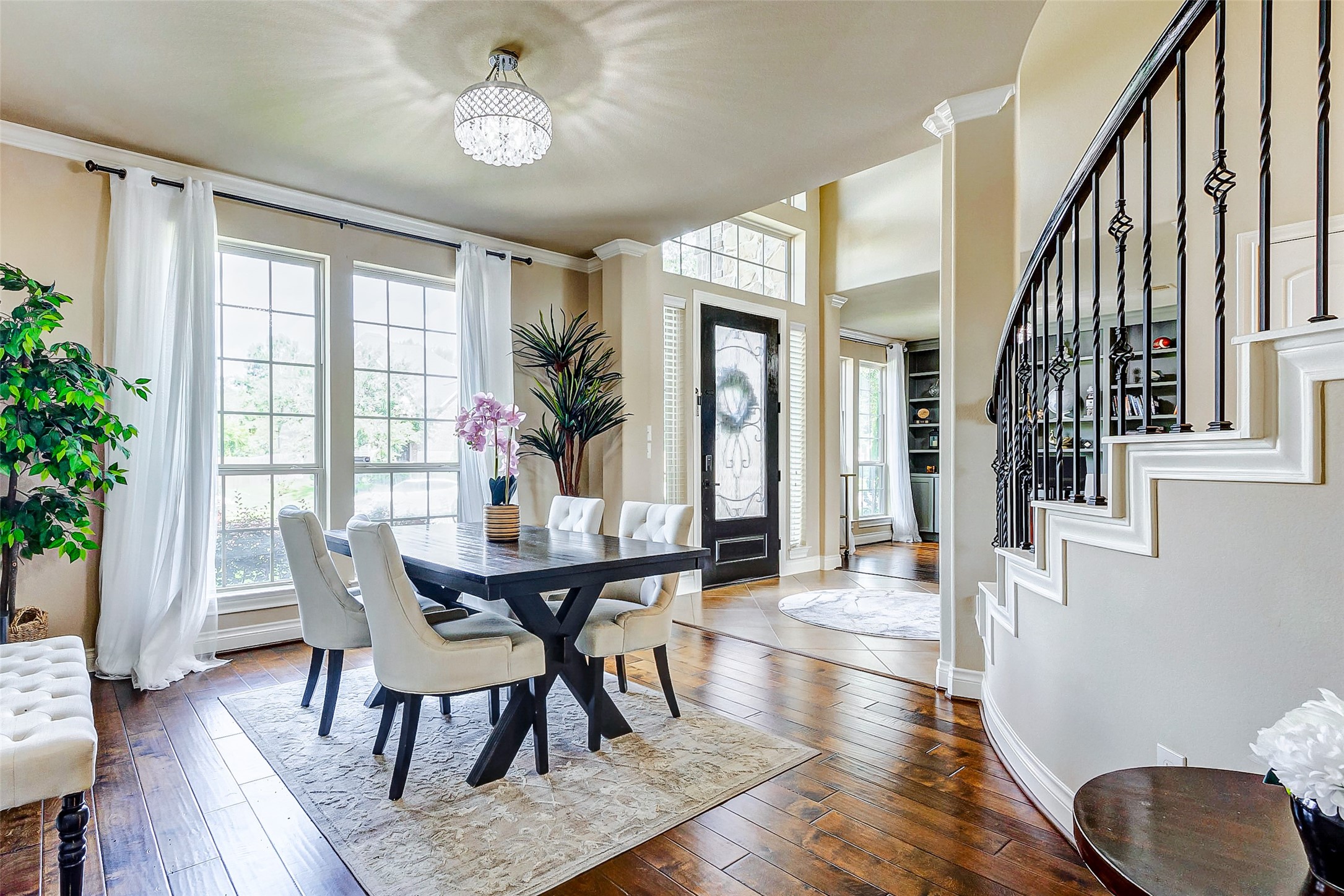 16214 Canova Hill Lane, Houston, TX 77044