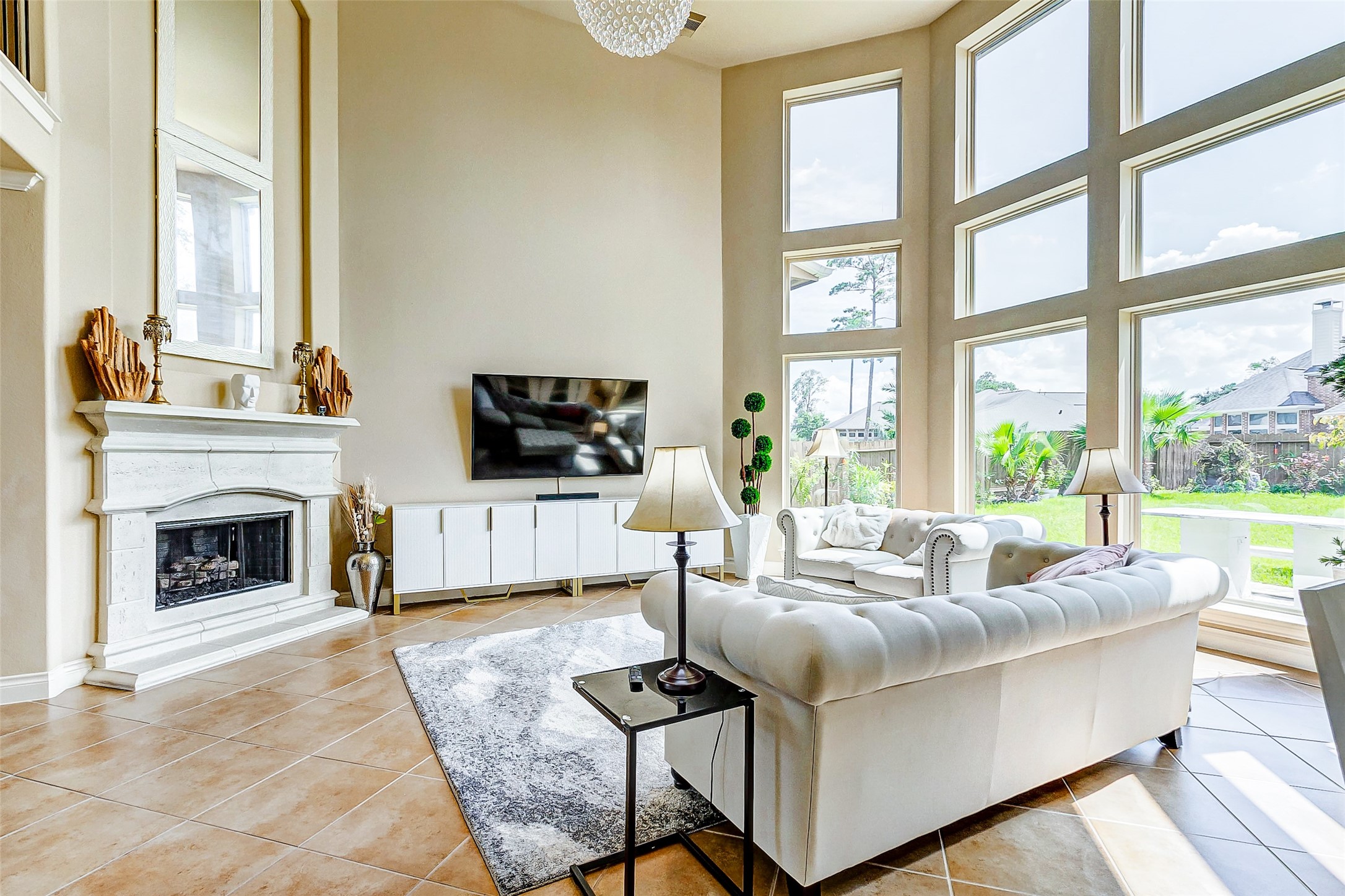16214 Canova Hill Lane, Houston, TX 77044