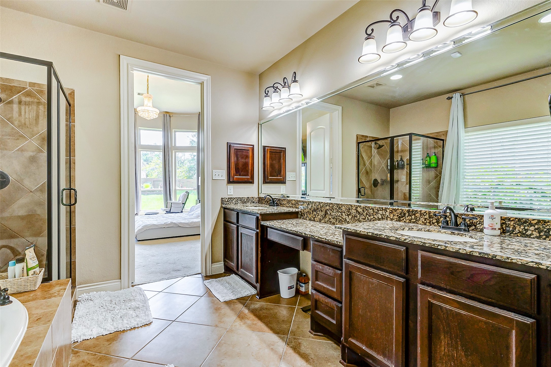 16214 Canova Hill Lane, Houston, TX 77044