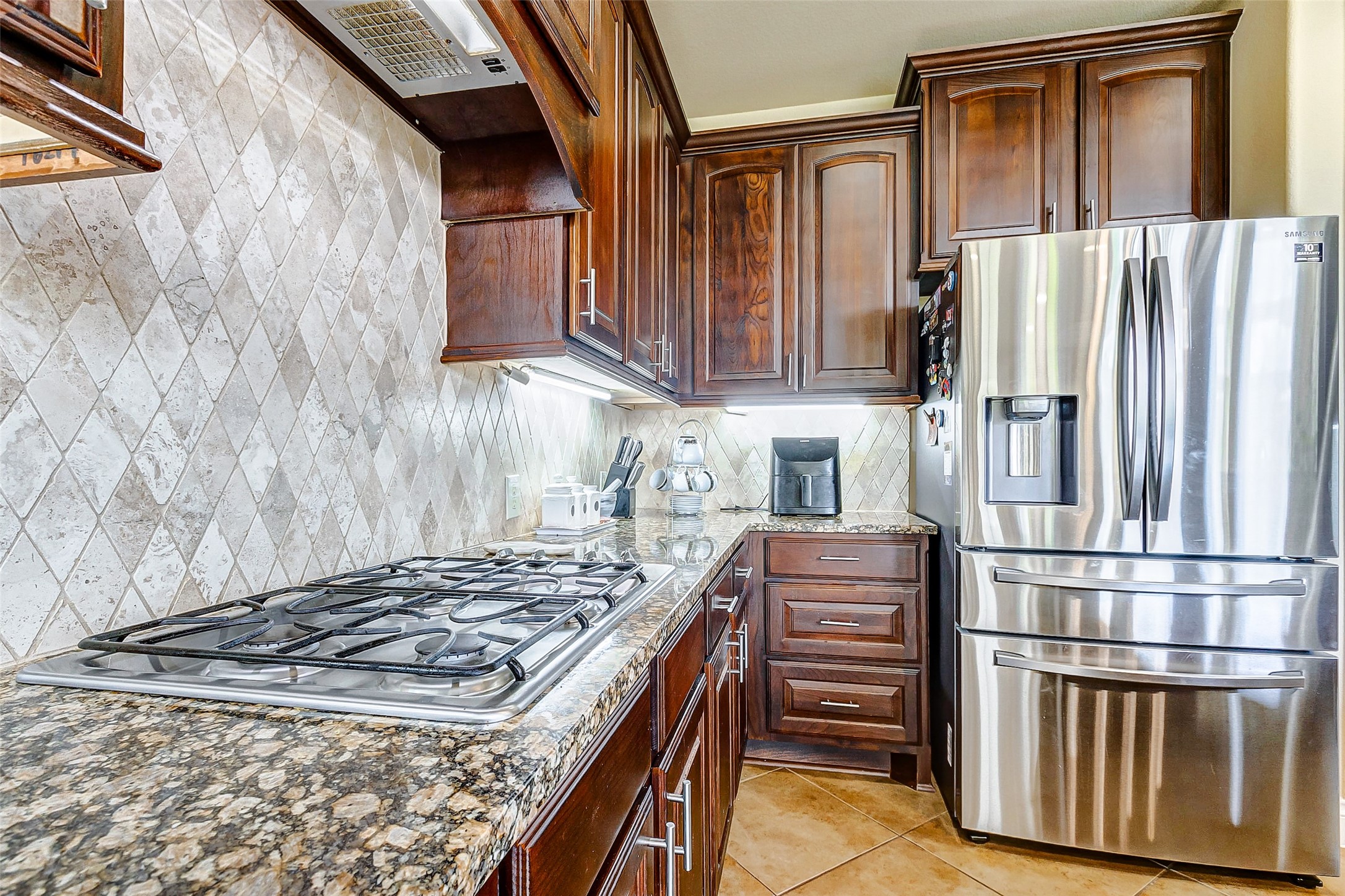 16214 Canova Hill Lane, Houston, TX 77044