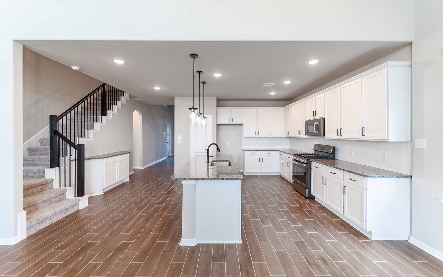 3823 Mulberry Farms Drive, Santa Fe, TX 77510